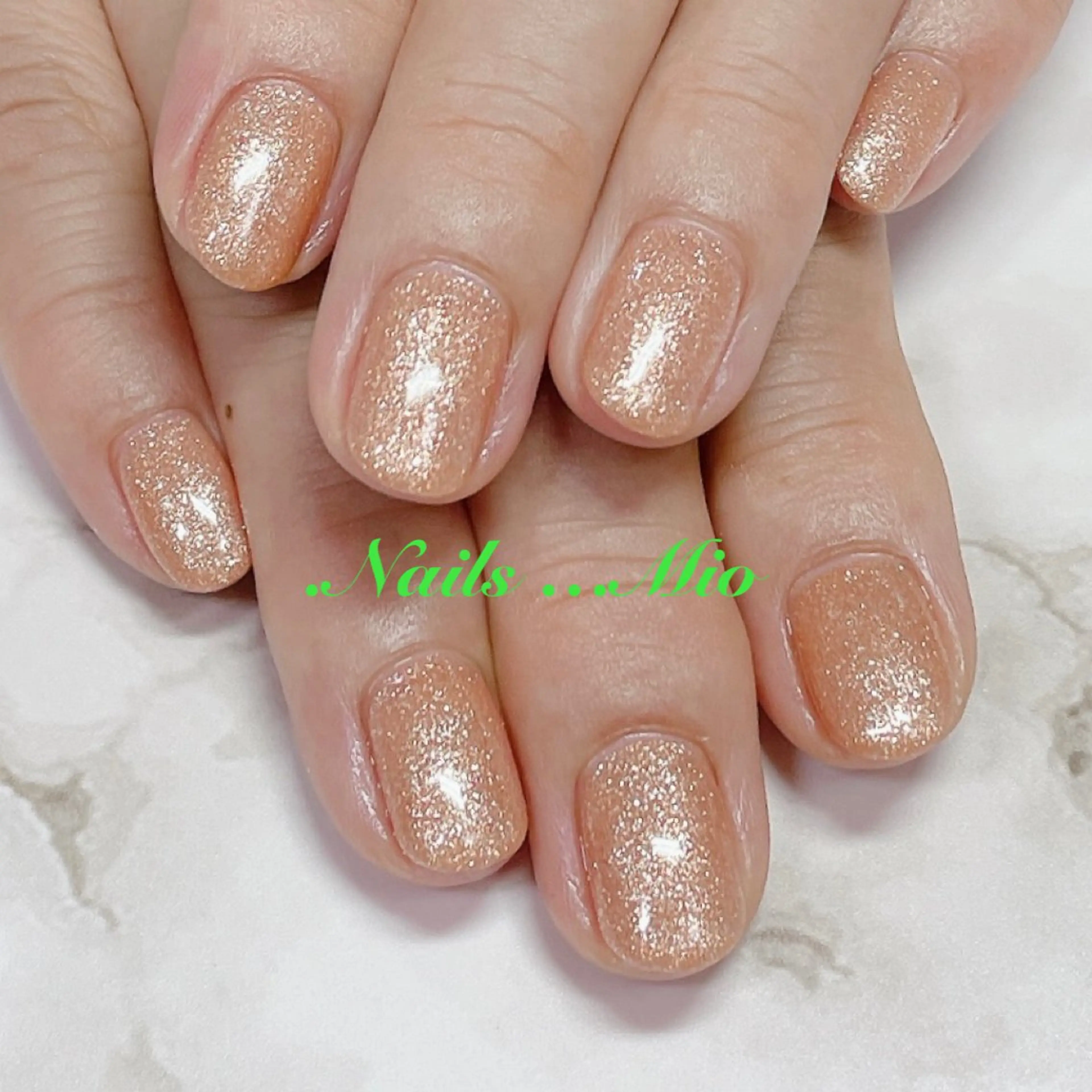 ネイル ジェルネイル ワンカラーネイル .Nails Mio 赤羽西ネイルサロンのネイルデザイン
