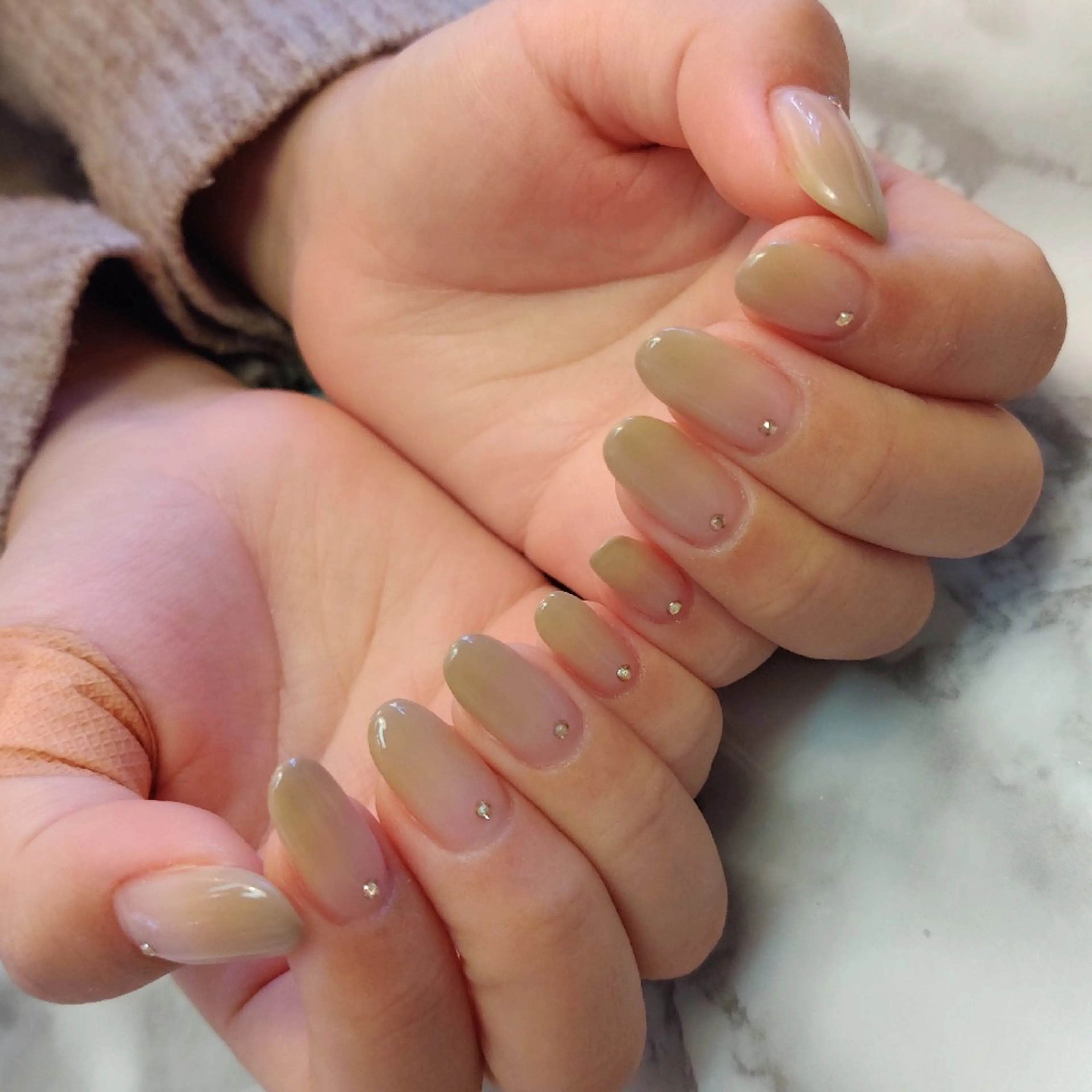 ネイル グラデーション ジェヌインネイル 河内のネイルデザイン