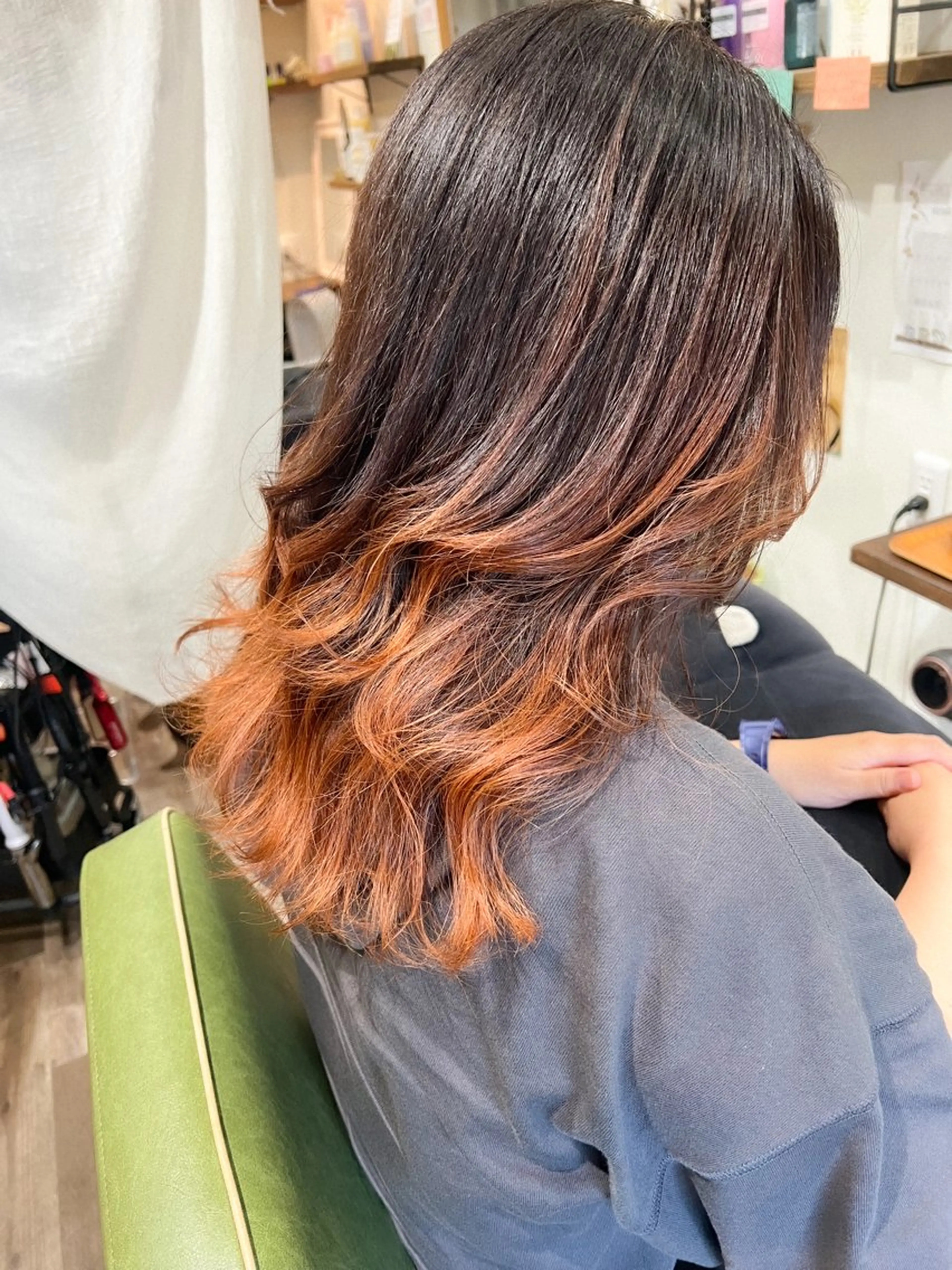 セミロング カラー オレンジ ヘアカラー カラーパティシエ facce🌼ikoのヘアスタイル