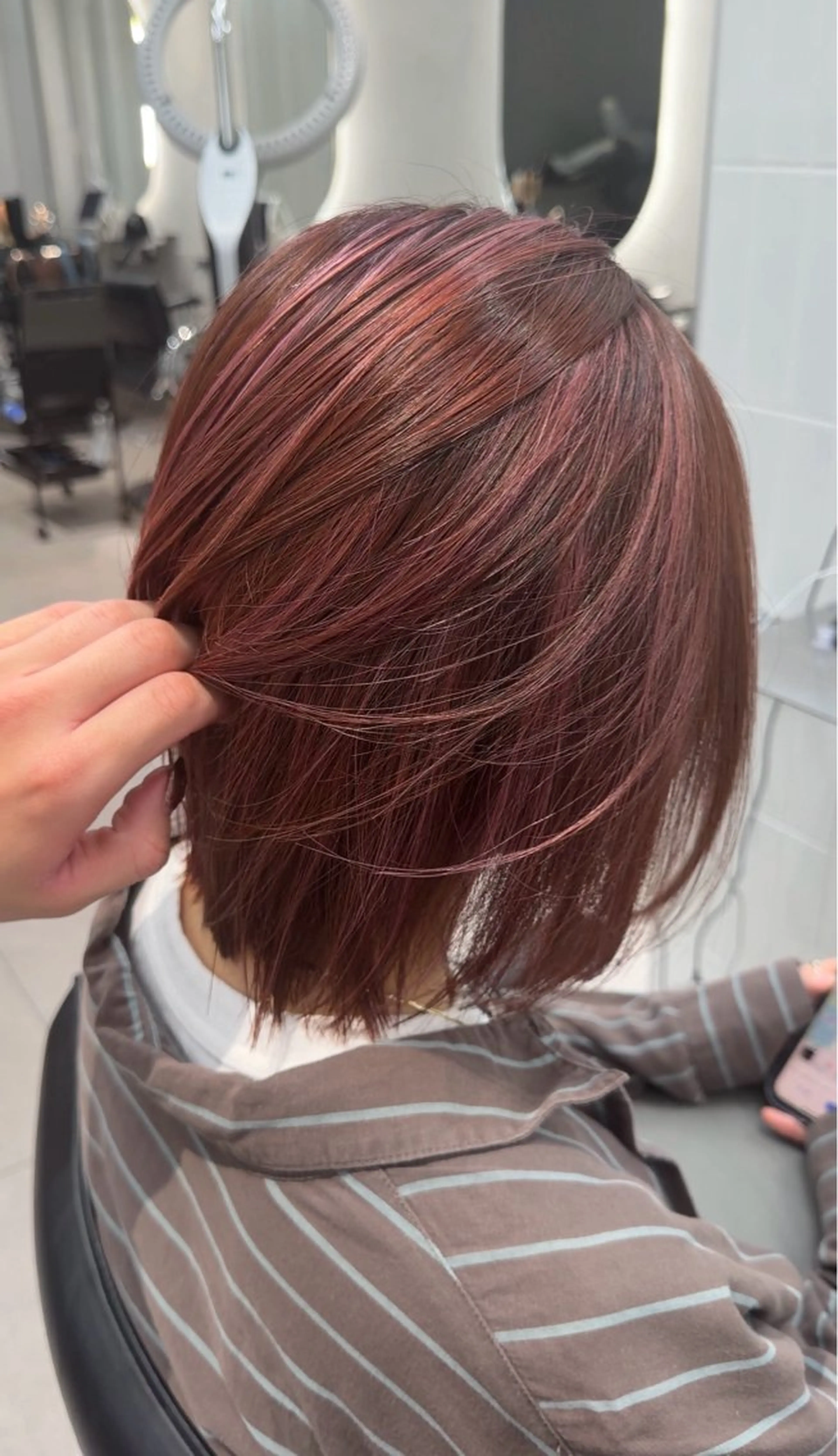 ショート カラー ハイライトカラー ピンクカラー ハイライト カット ヘアカラー トリートメント 表参道/ハイライト バレイヤージュのヘアスタイル