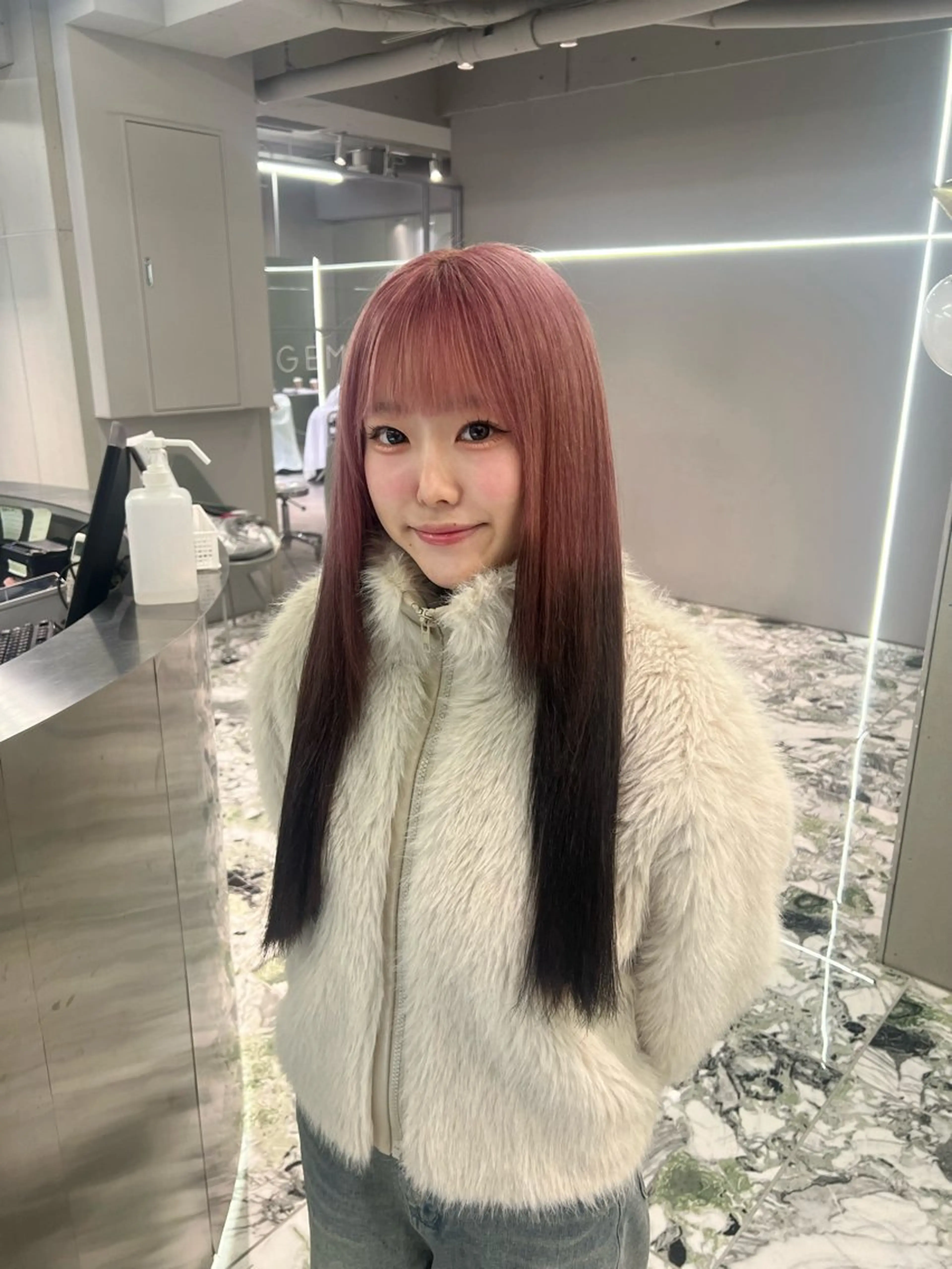 【高校生卒業おめでとうクーポン】ケアブリーチ＋カラーの写真