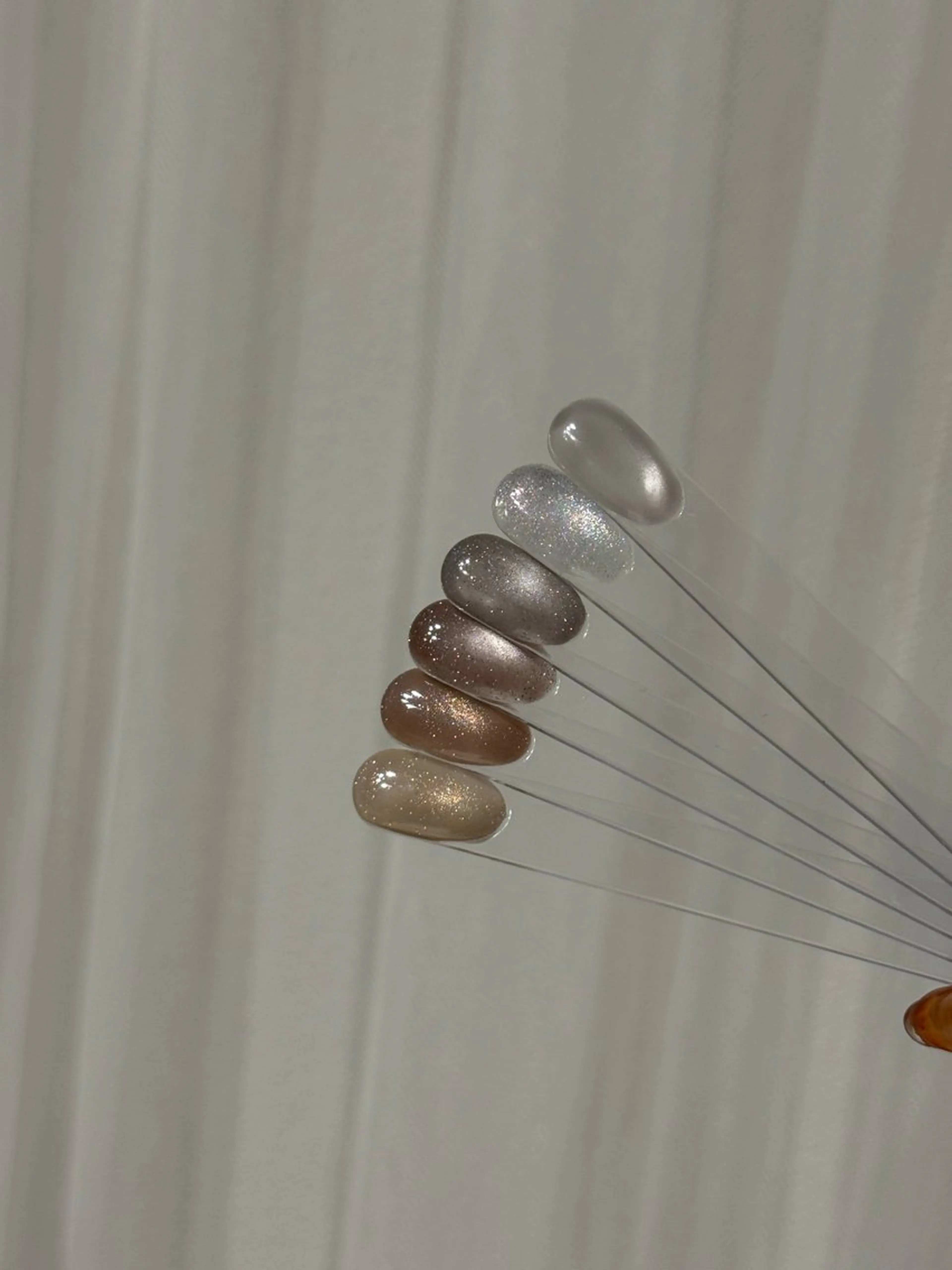 ネイル 氷ネイル・うるうるネイル マグネットネイル Erina 南越谷のネイルデザイン