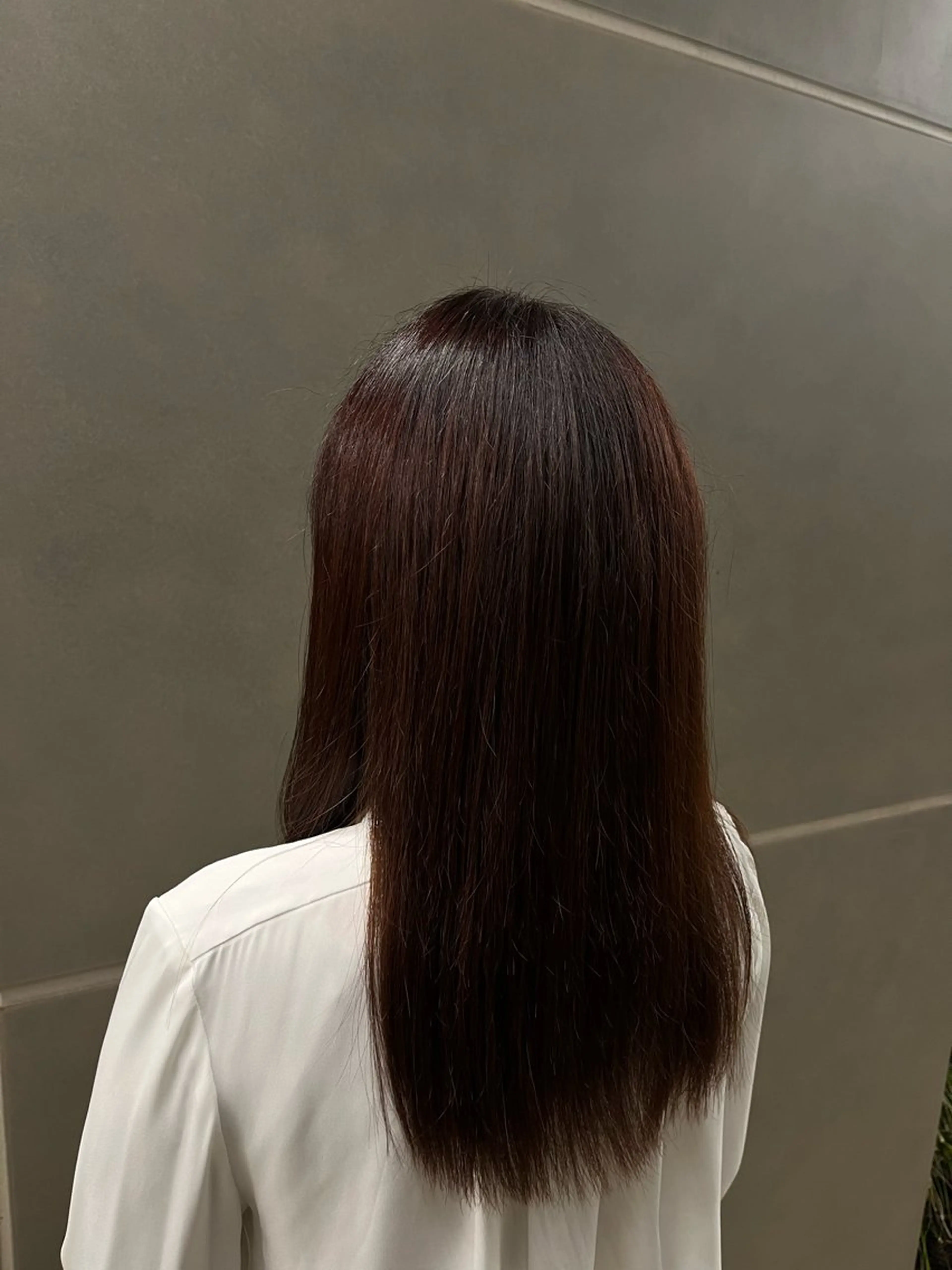 カラー Violet 横浜店所属・Violet 岡本 葵のヘアスタイル