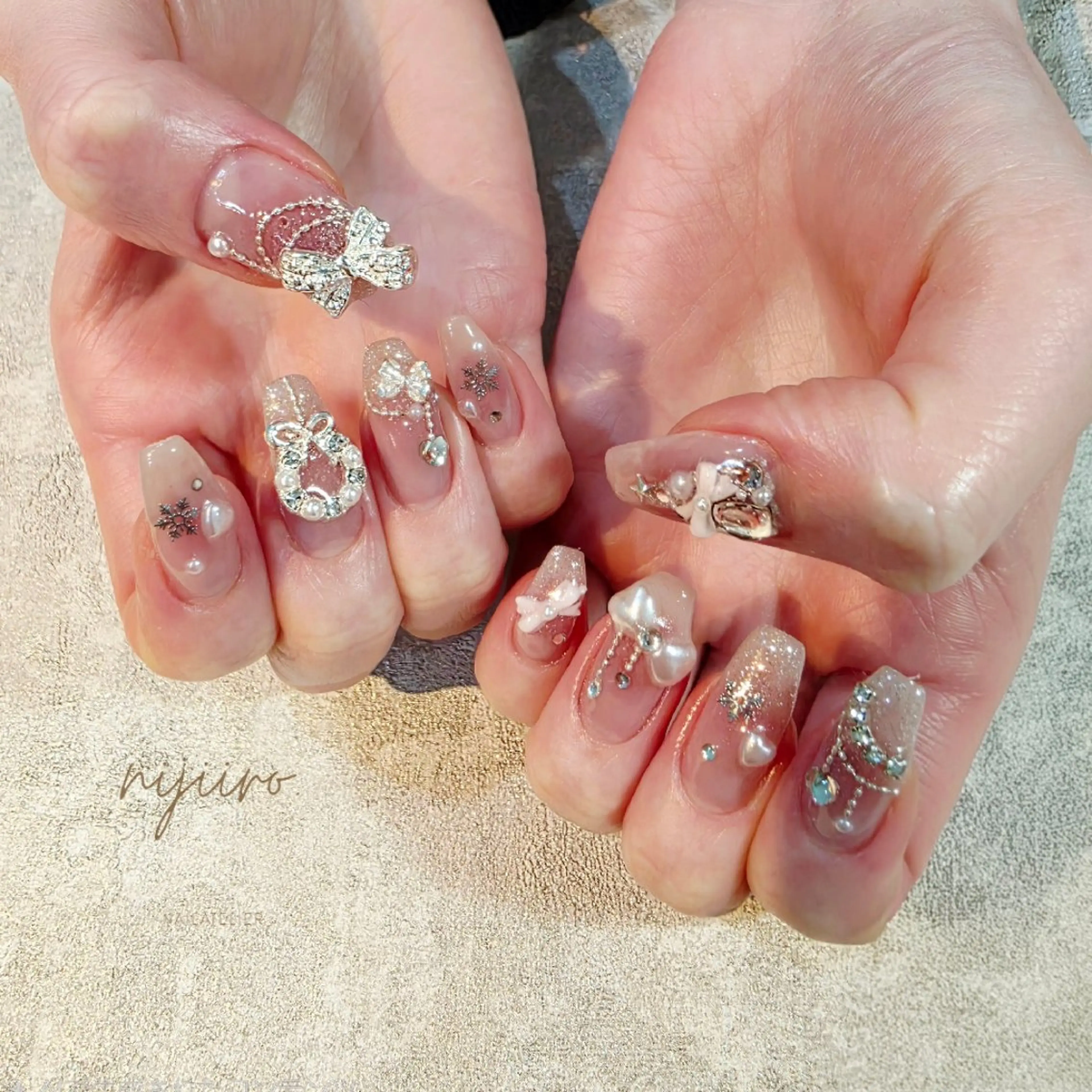 ネイル ハンドネイル nailatelier nijiiro.所属・nijiiro🌈 サトウのネイルデザイン