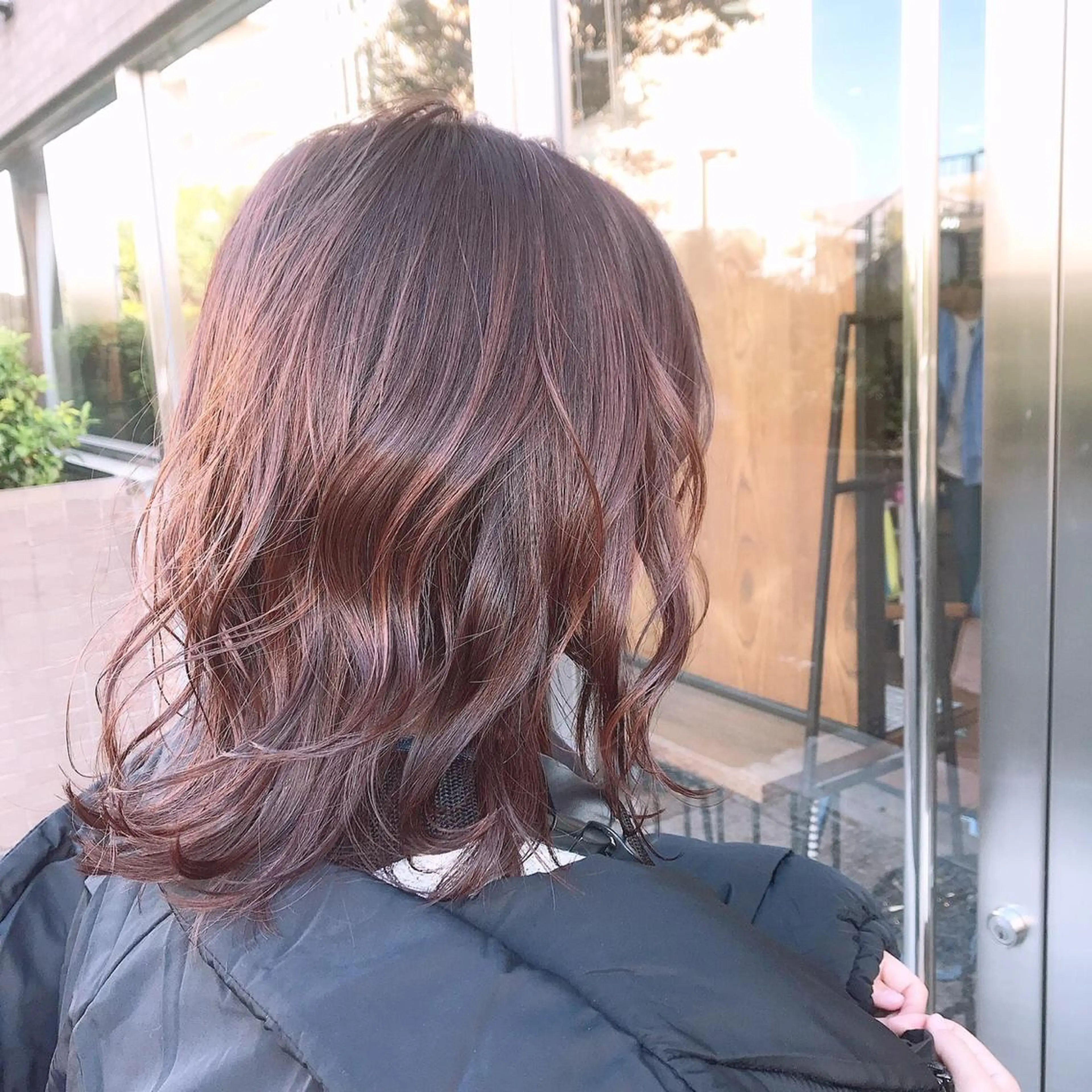 ロング メンズバレイヤージュ 斉藤春のヘアスタイル