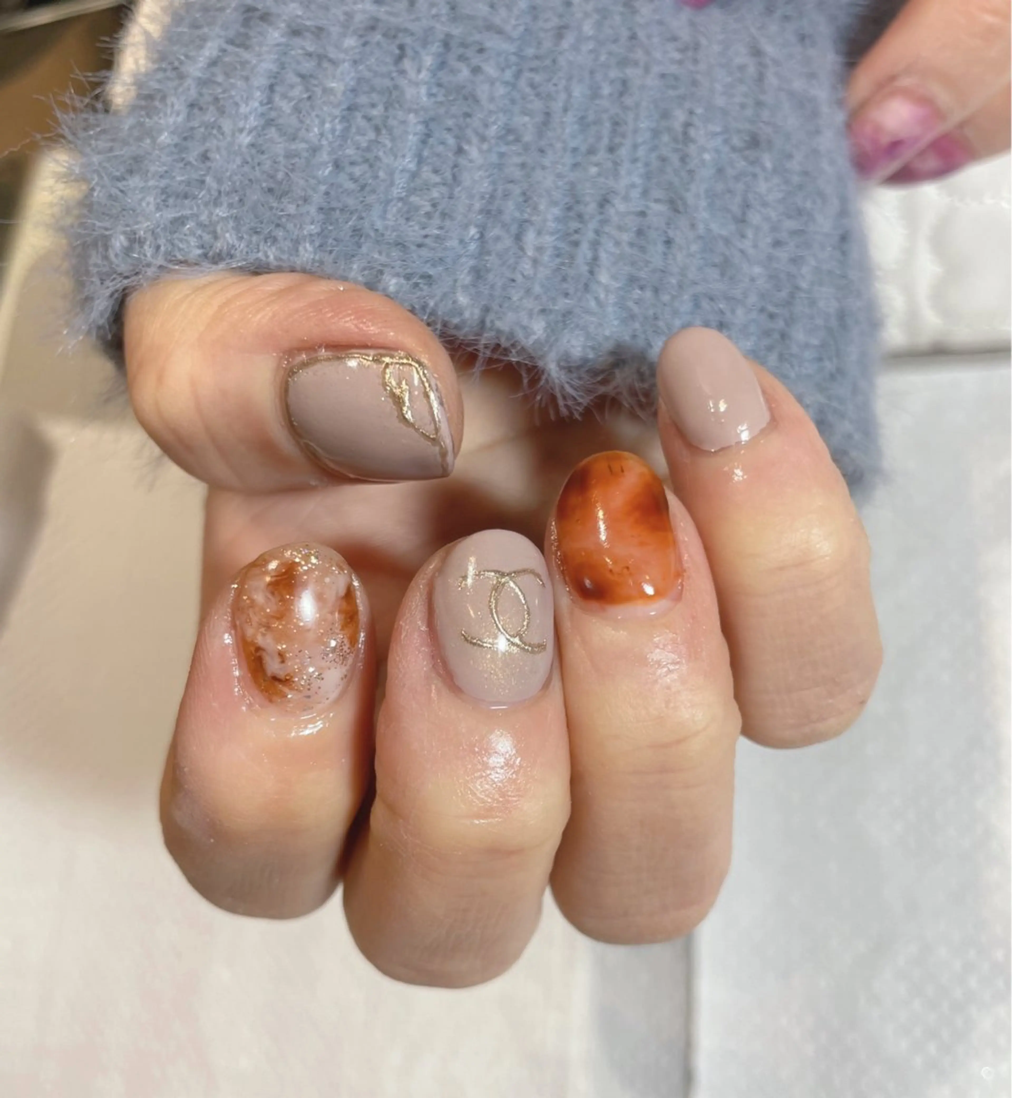 ネイル べっ甲ネイル 大理石ネイル(マーブル) ミラーネイル jujur HARUKA🌸のネイルデザイン