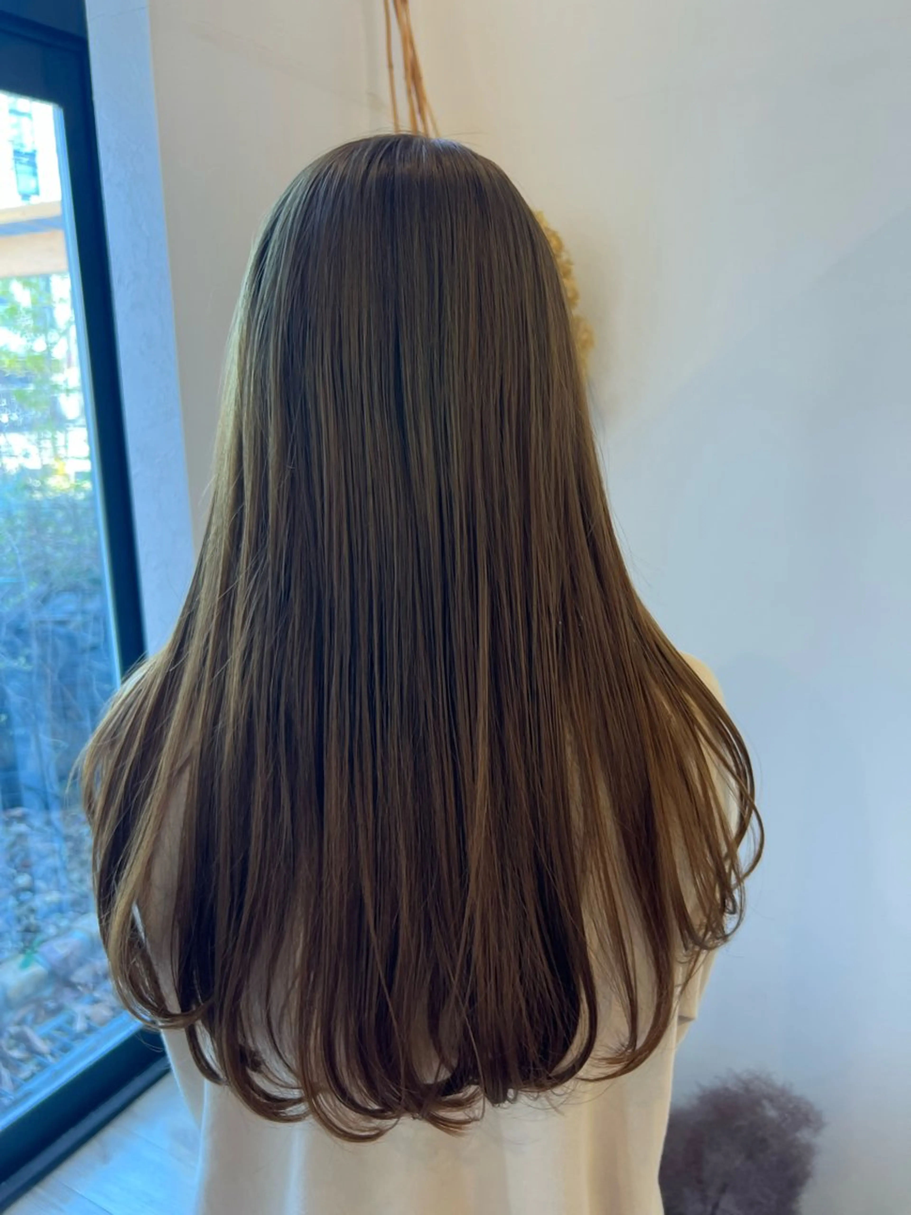 ロング カラー ベージュカラー 透明感カラー オリーブベージュ レイヤーカット カット ヘアカラー sayaka/栄・ 本陣モデル募集中！のヘアスタイル