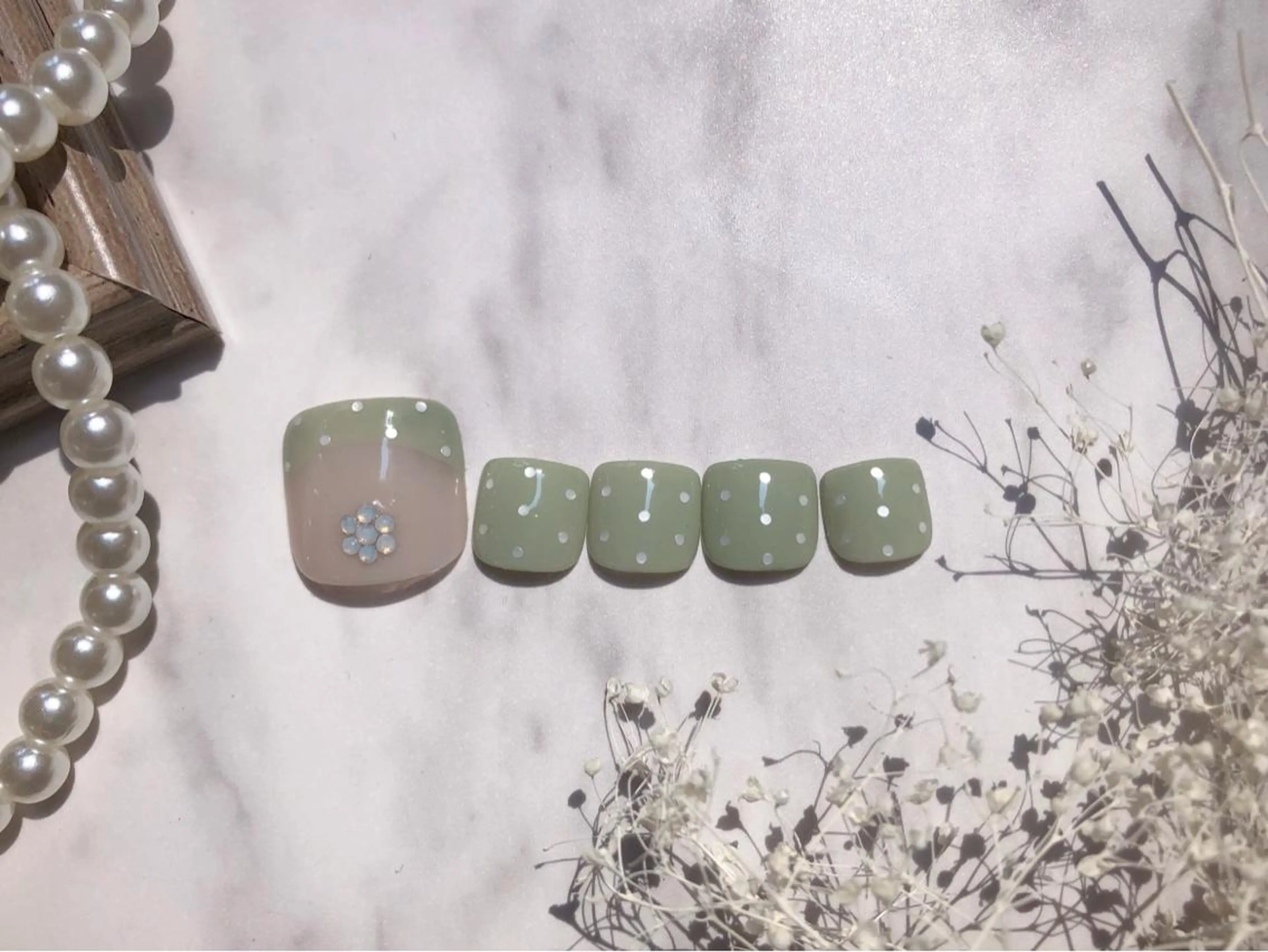 ネイル ネイルPetit Ribbonのネイルデザイン