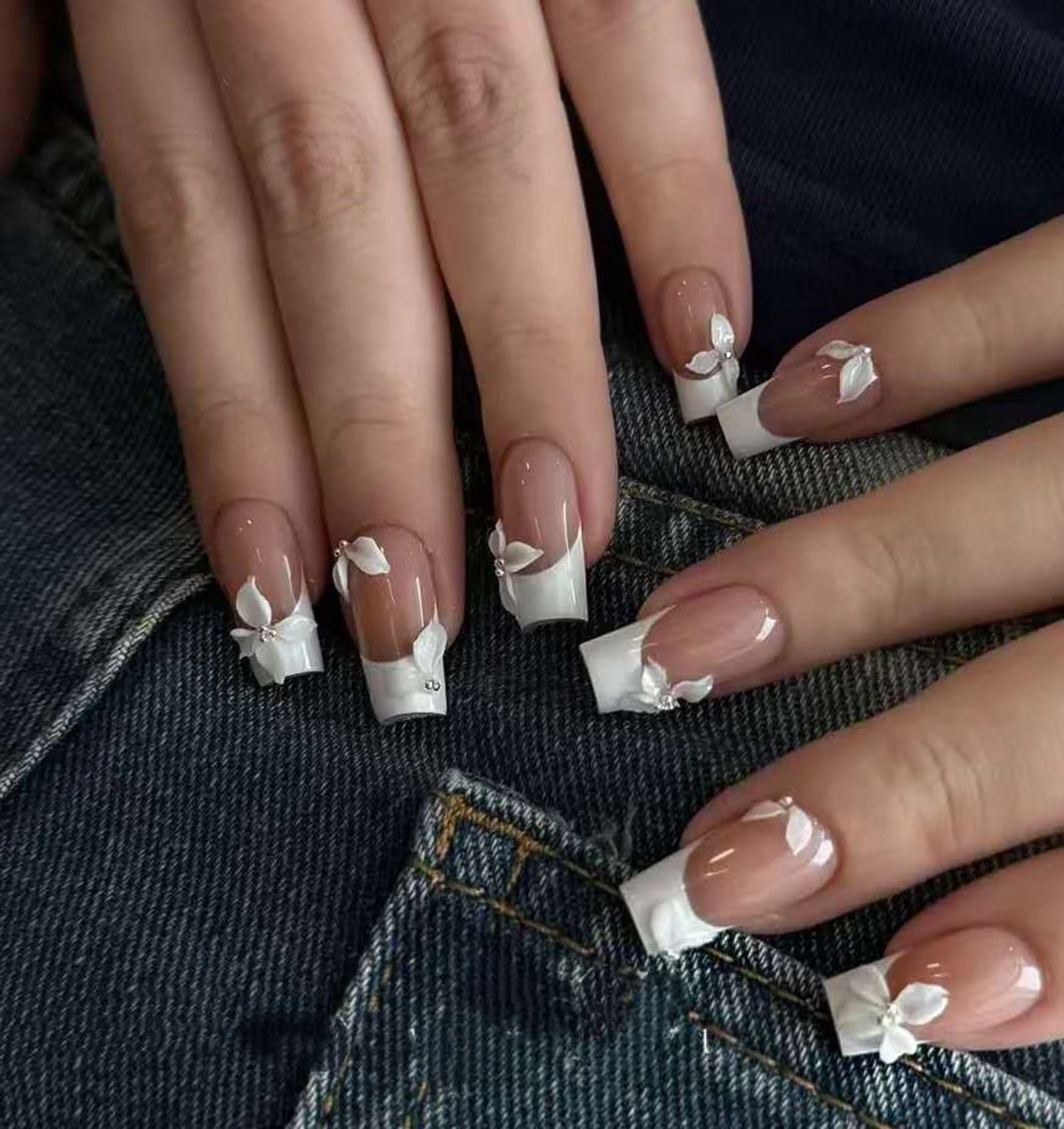 ネイル オーロラネイル フラワーネイル フットネイル フレンチネイル ジェルネイル ハンドネイル BabyYouMi ねねのネイルデザイン