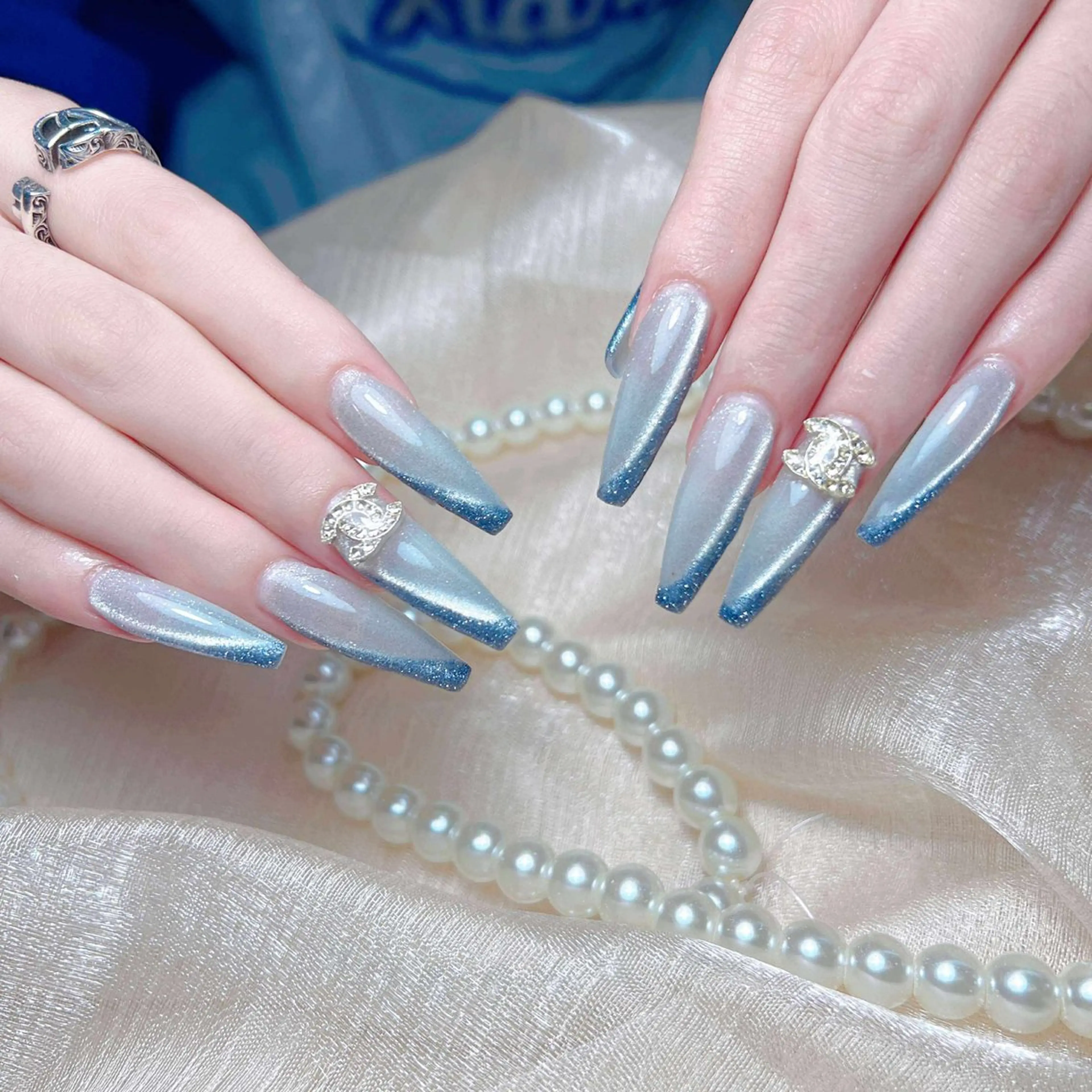 ネイル アートネイル ジェルネイル キラキラネイル ミラーネイル ニュアンスネイル ハンドネイル ハンドケア Nova Nail Nambaのネイルデザイン