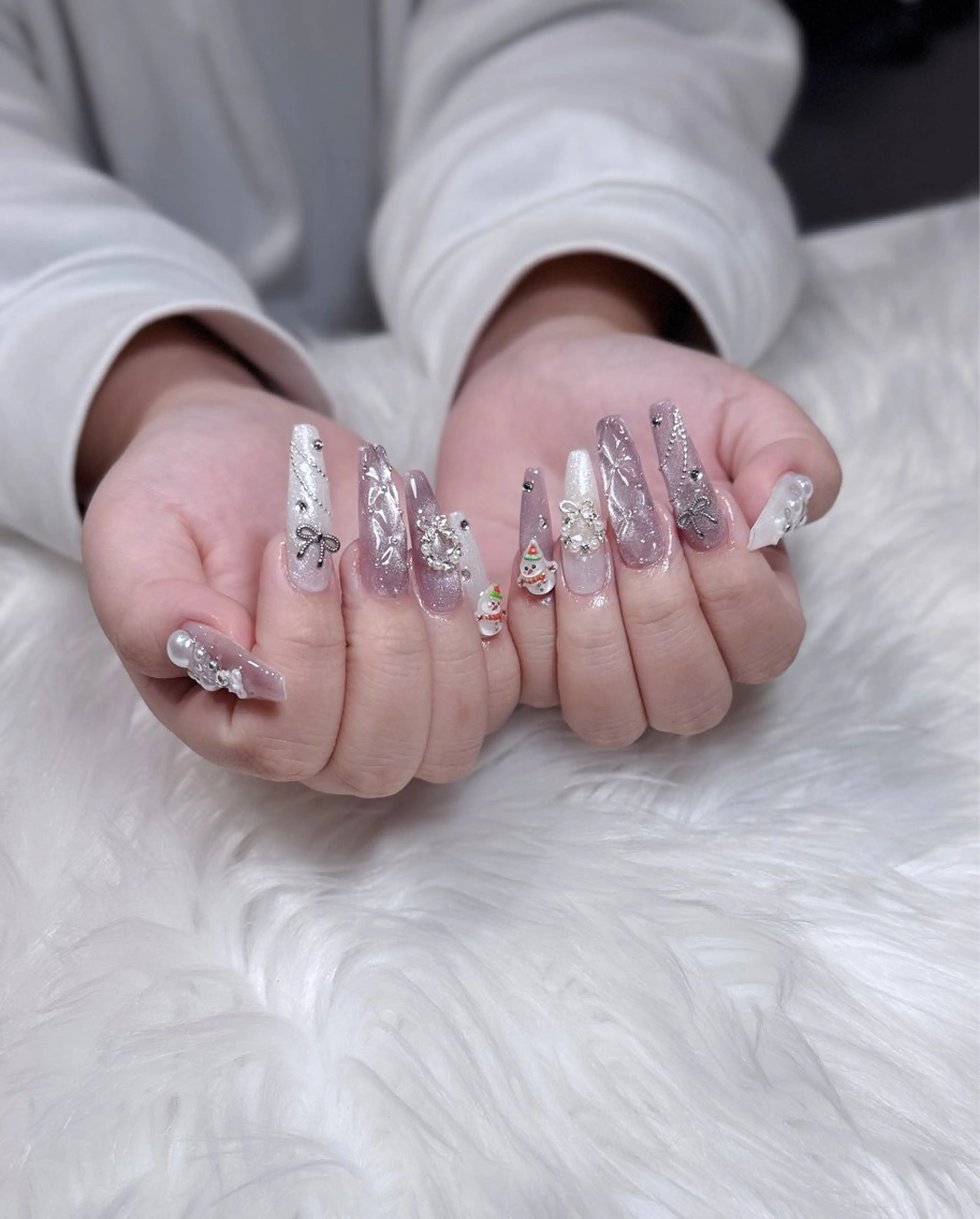 ネイル アートネイル オーロラネイル ジェルネイル 韓国ネイル ロングネイル ハンドネイル Nichi Nailsのネイルデザイン