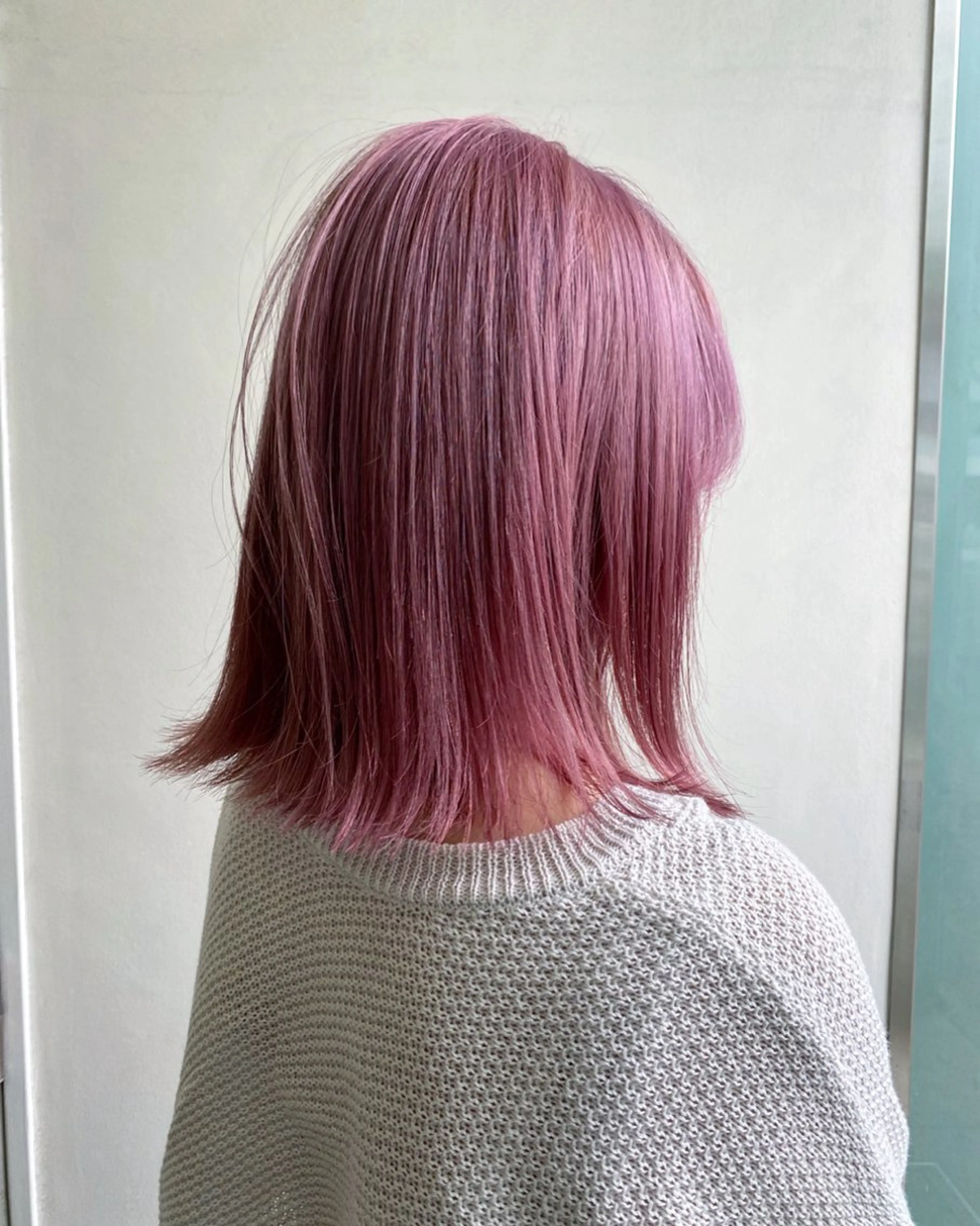 ミディアム ヘアカラー トリートメント sea's所属・ヒラカホ/矢場町/ ブリーチ/似合わせのヘアスタイル