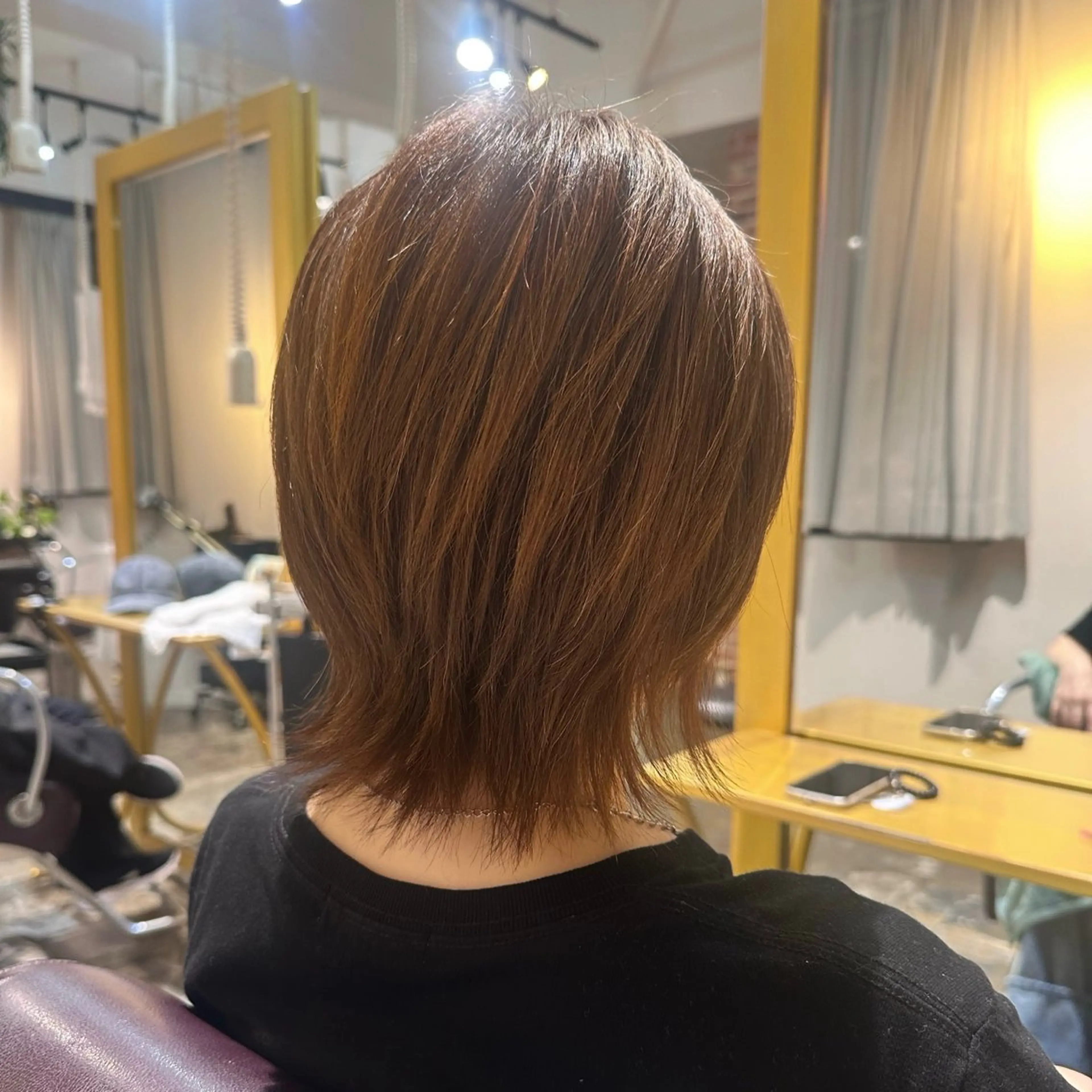 ミディアム カラー ブラウンカラー ウルフカット 艶カラー/レイヤー 💖心斎橋/Sakiのヘアスタイル