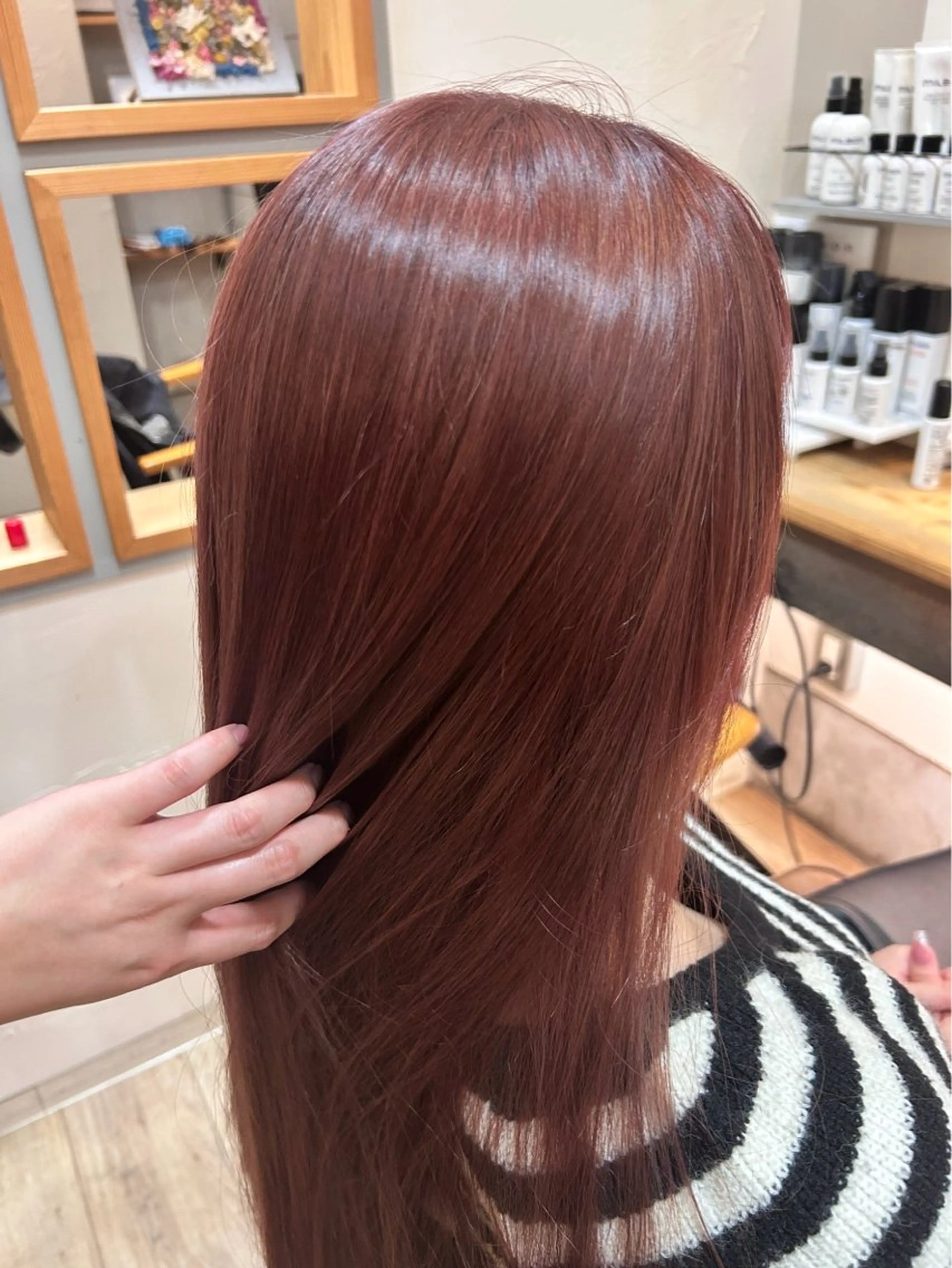 セミロング ハラちゃんカット✂︎ 透明感🩵ケアカラーのヘアスタイル