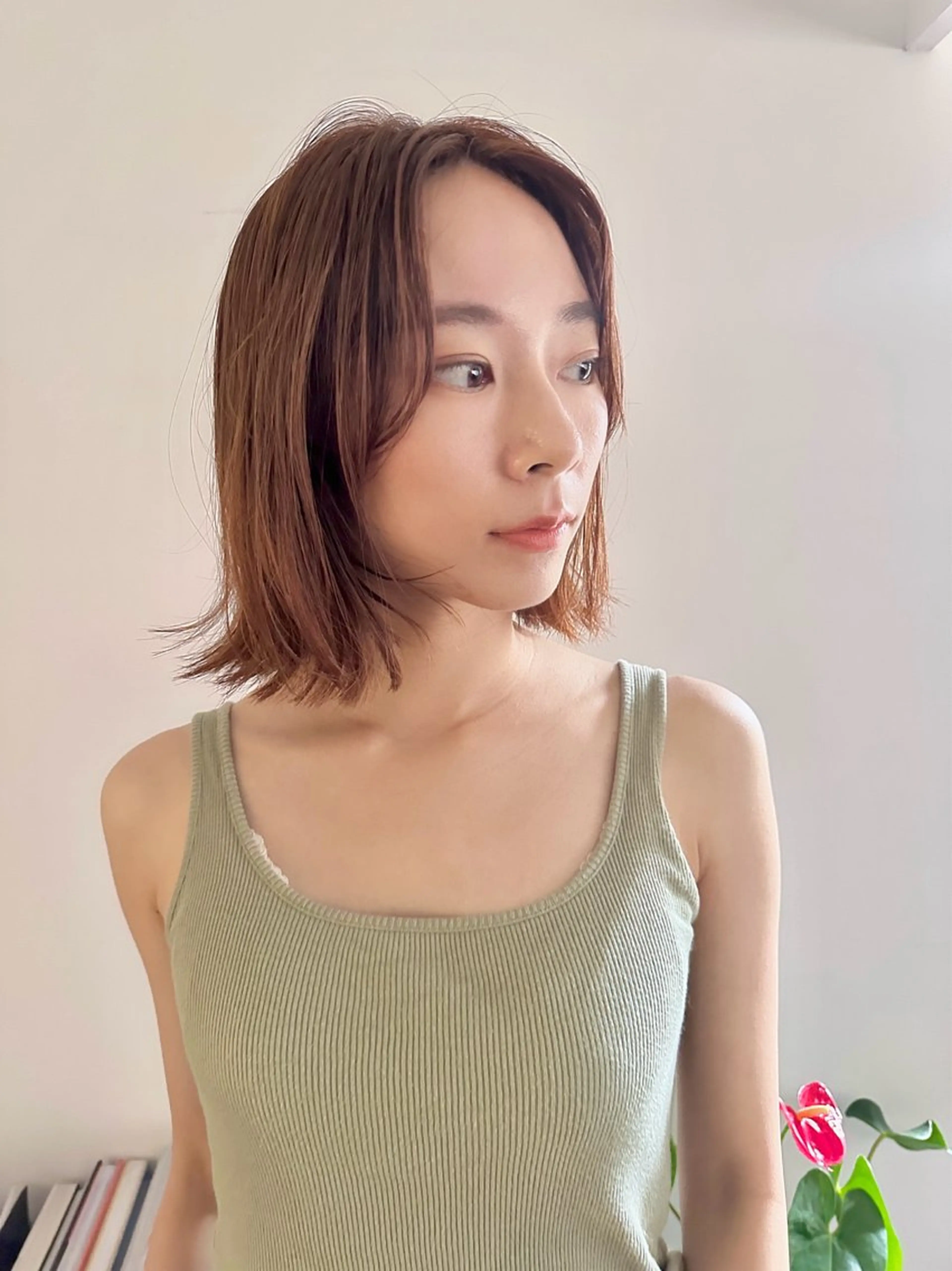 ミディアム ボブ 伸ばしかけ 榎本 健太のヘアスタイル