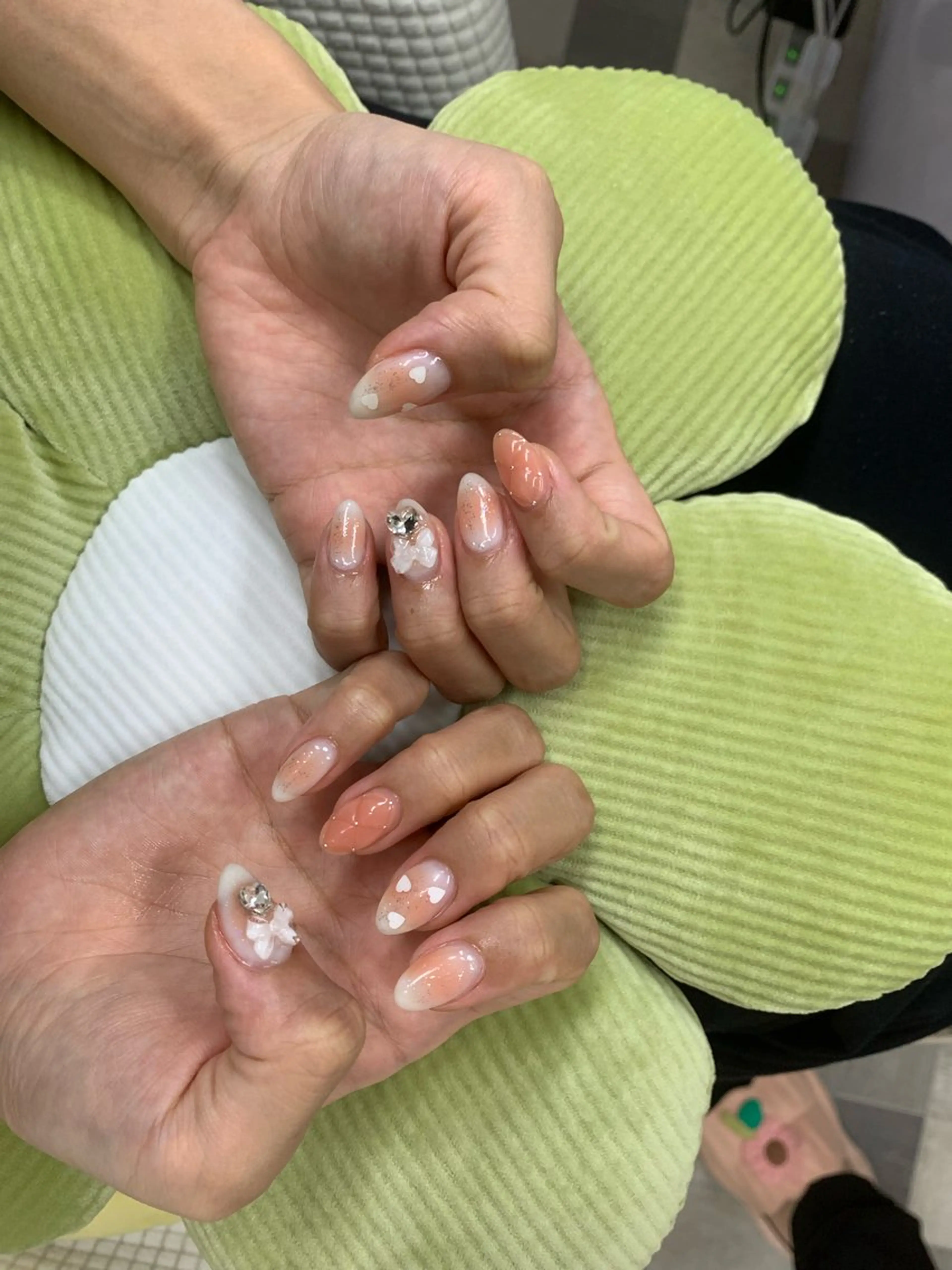 ネイル Miouミオン ネイルサロンのネイルデザイン