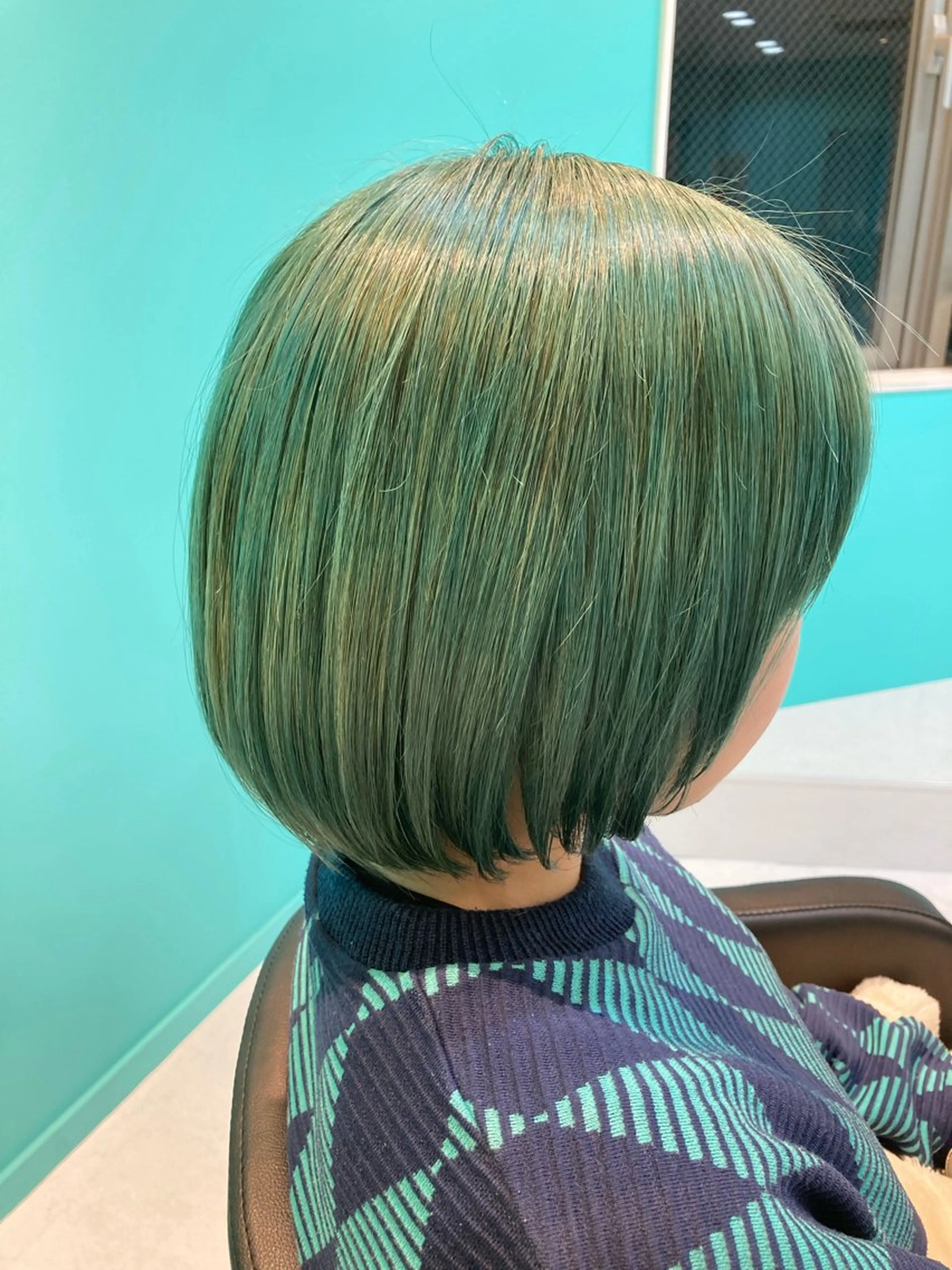 ミディアム カラー ハイトーンカラー 🫧透明感✨ブリーチ 💫ダメージレス🫧のヘアスタイル