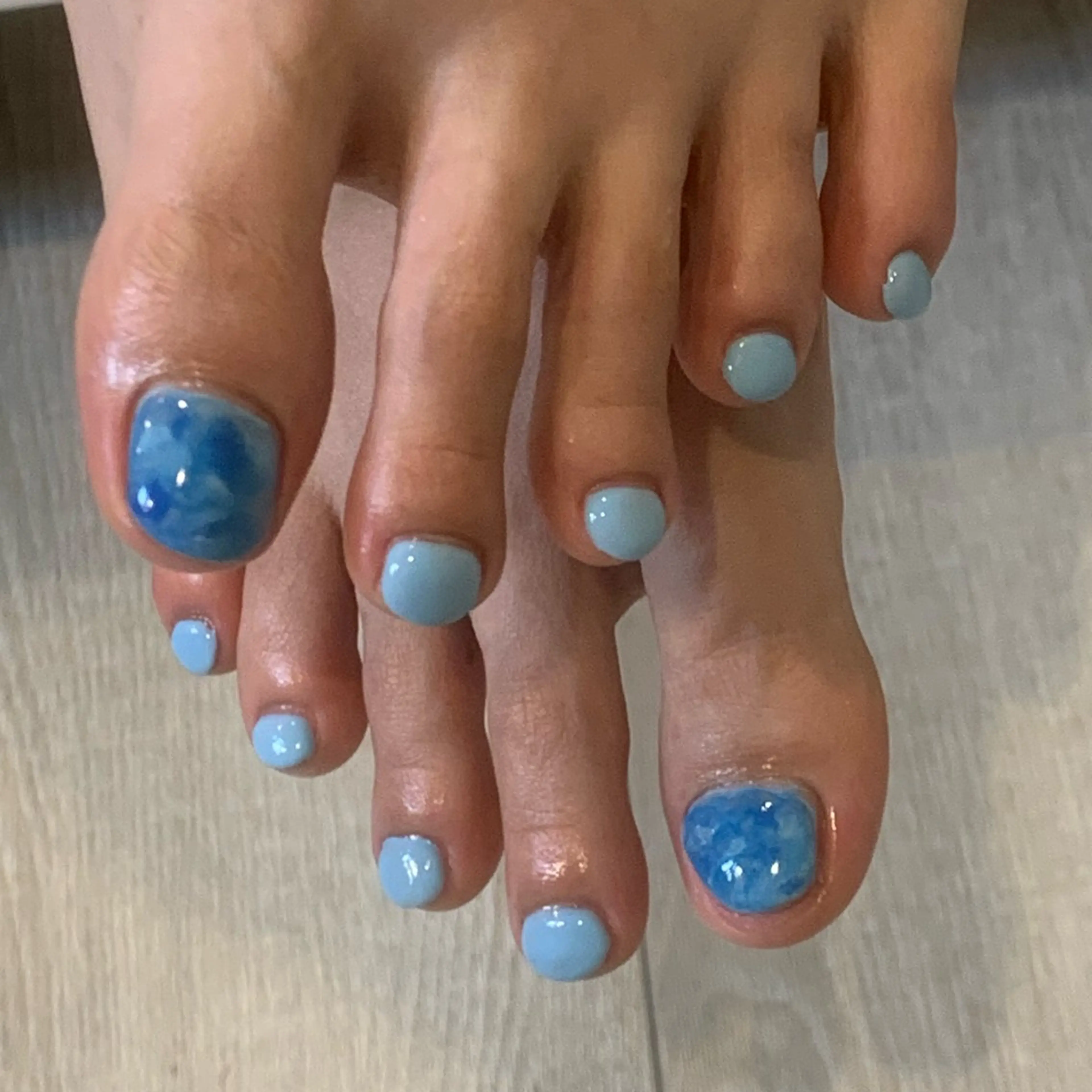 ネイル フットネイル 大理石ネイル(マーブル) 夏ネイル SUZUKI Mのネイルデザイン