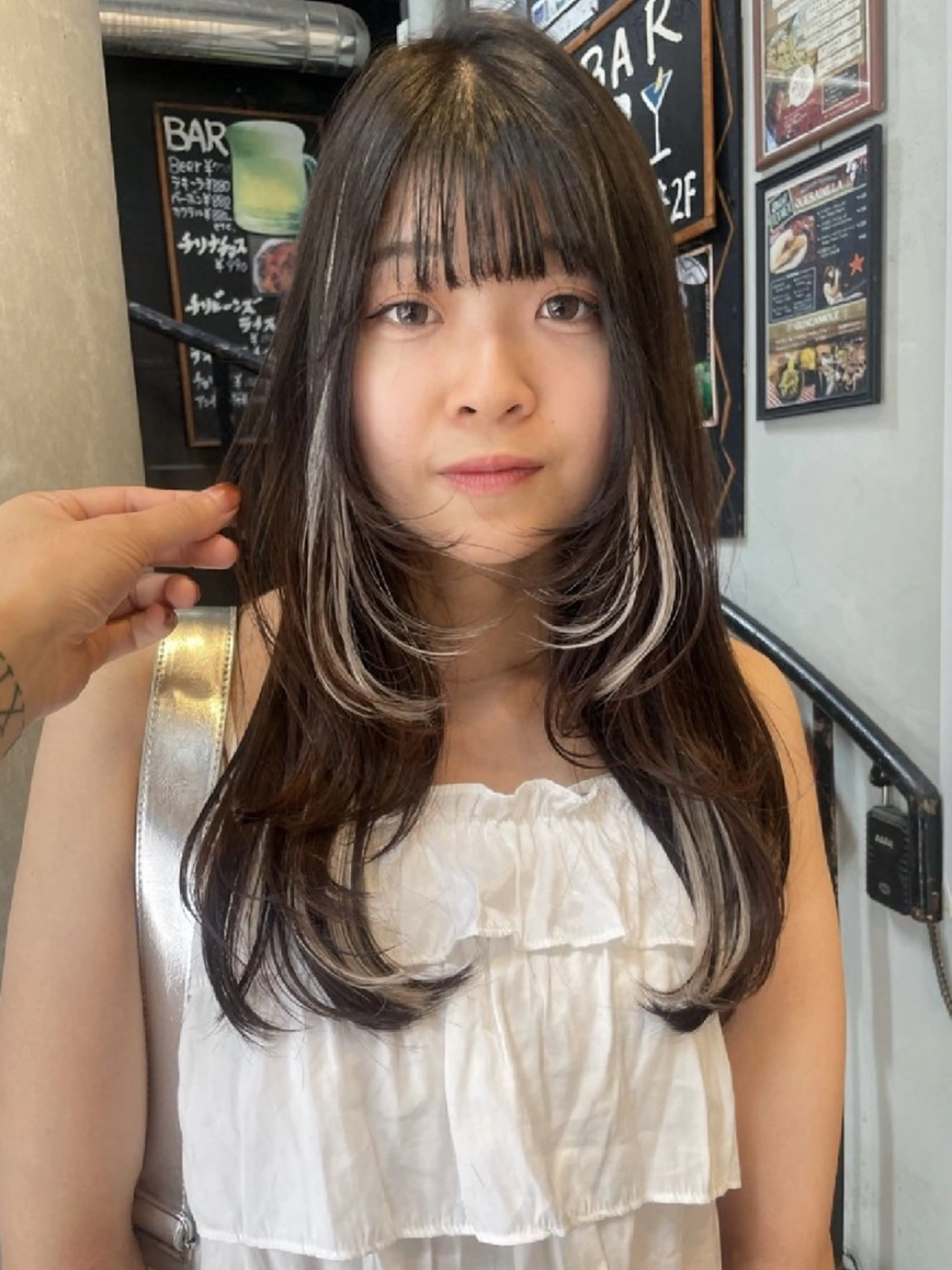 セミロング キリカ新宿所属・ブリーチ/ エクステ/レイヤーのヘアスタイル