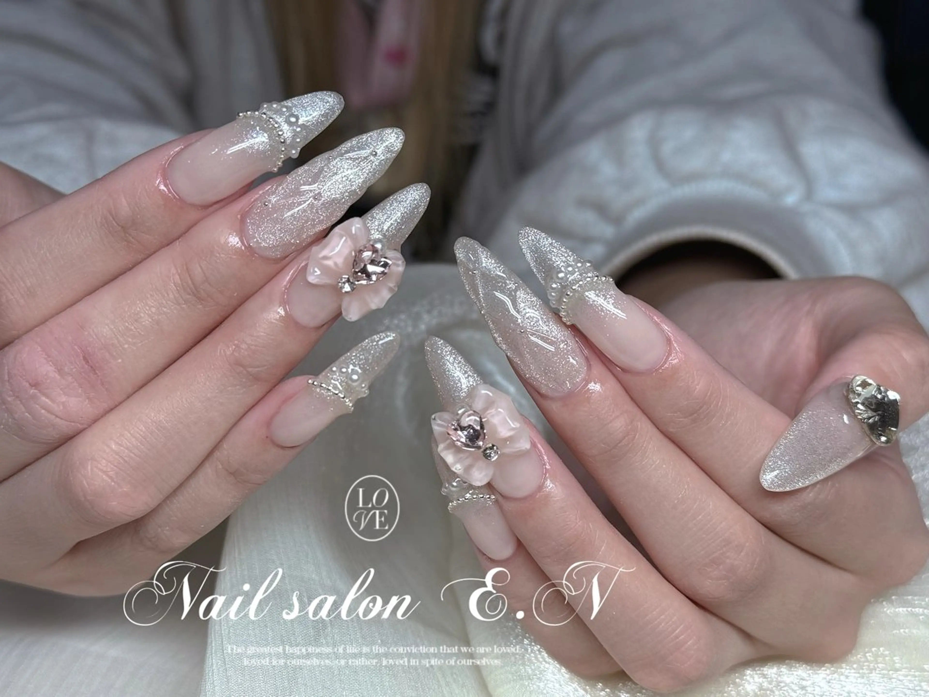 ネイル E.N🦋 長さ出し/持ち込みのネイルデザイン