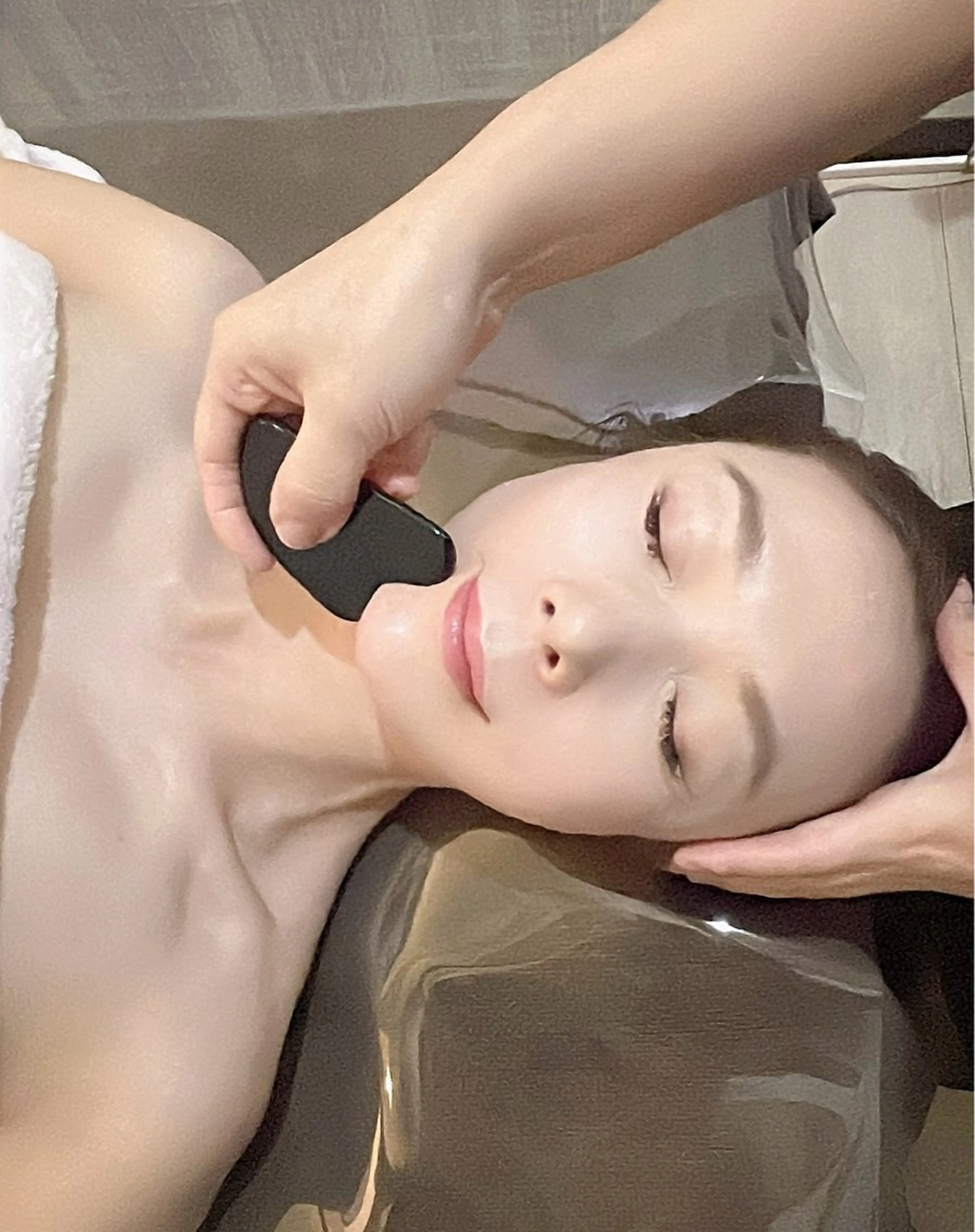 【お顔+ヘッド】リラックス美肌かっさマッサージ+ヘッド60分の写真