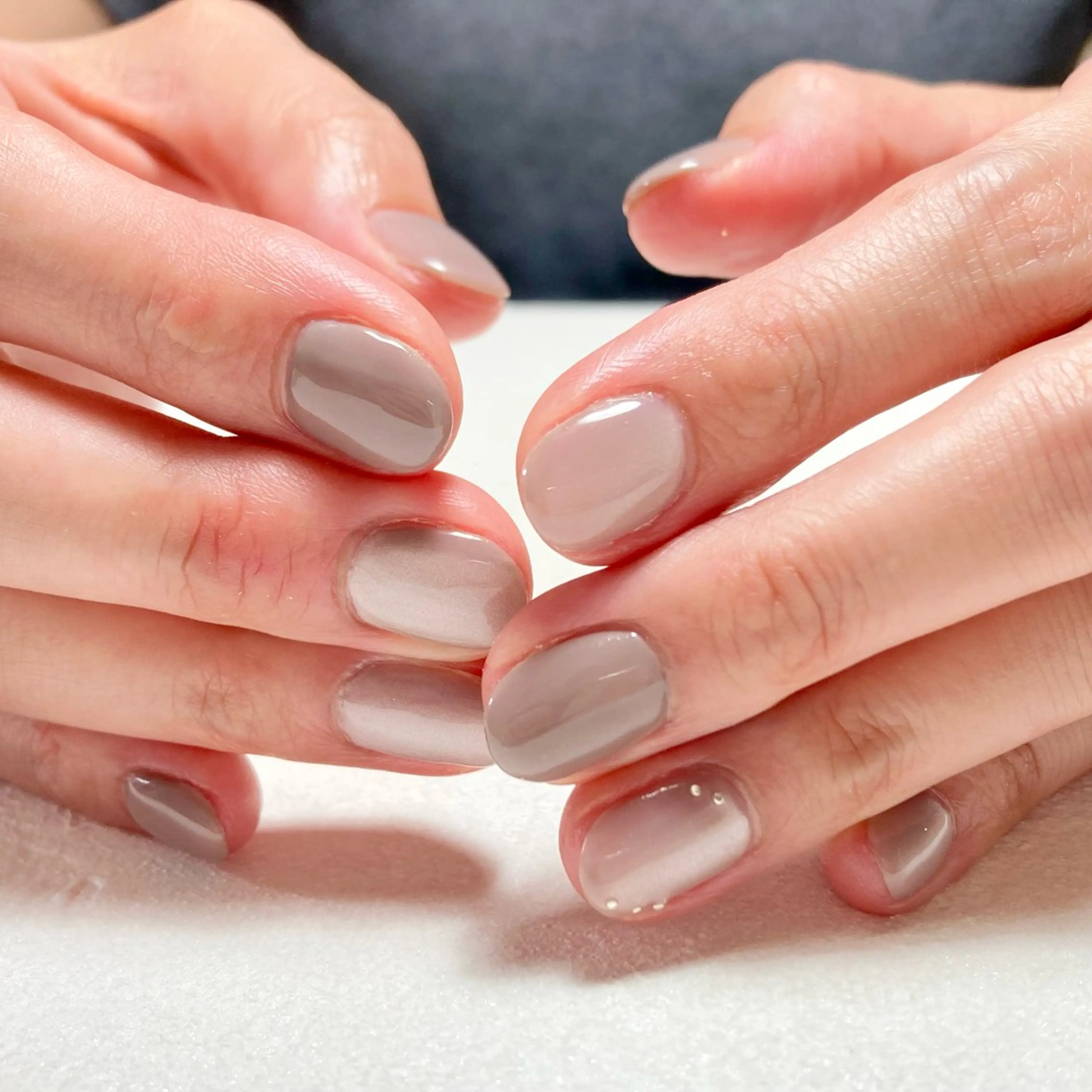 ネイル マグネットネイル オフィスネイル amu所属・かおる KAORUのネイルデザイン