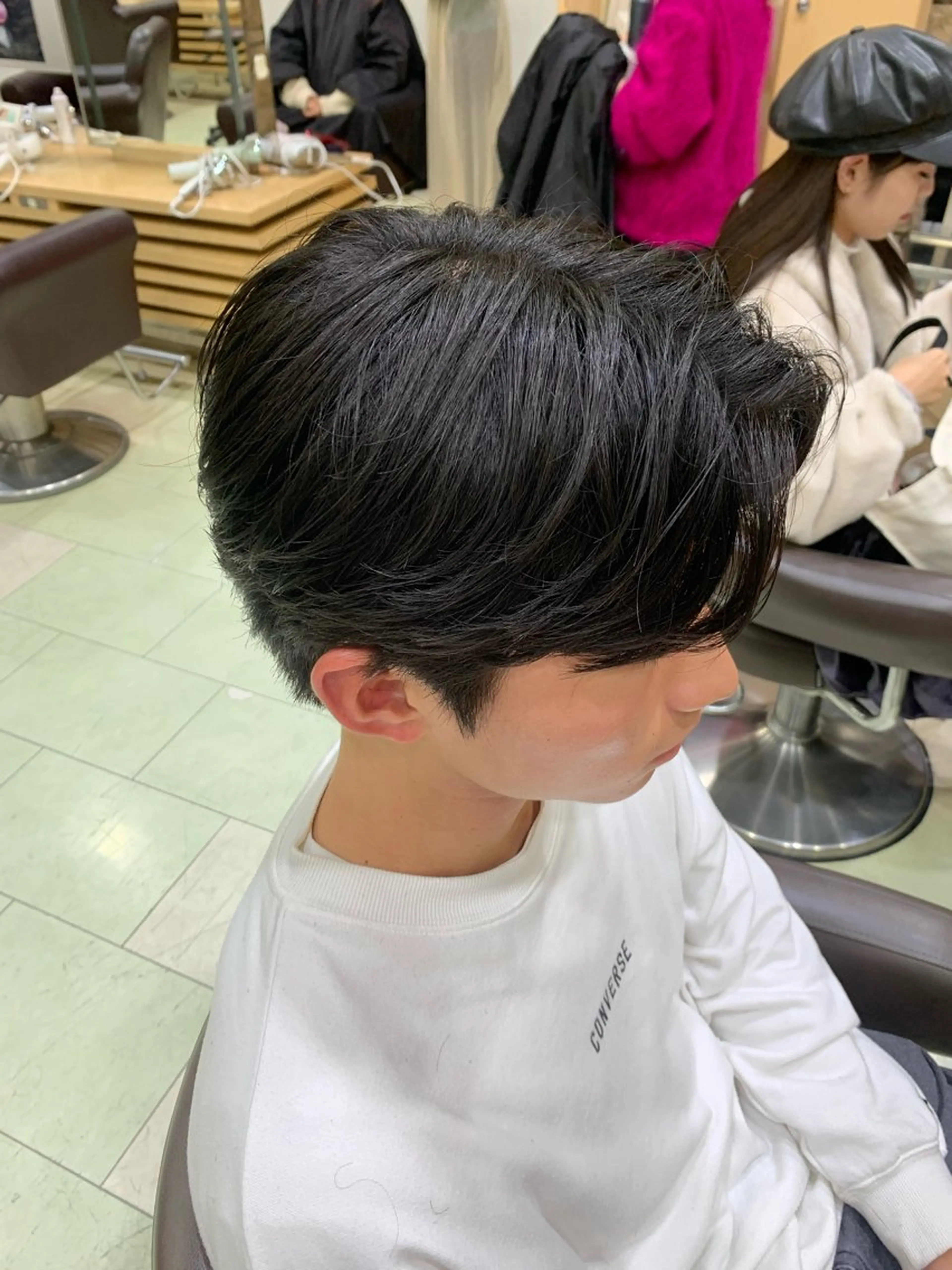 メンズ カット 韓国レイヤー/センタ ーパート/坂本翔のヘアスタイル