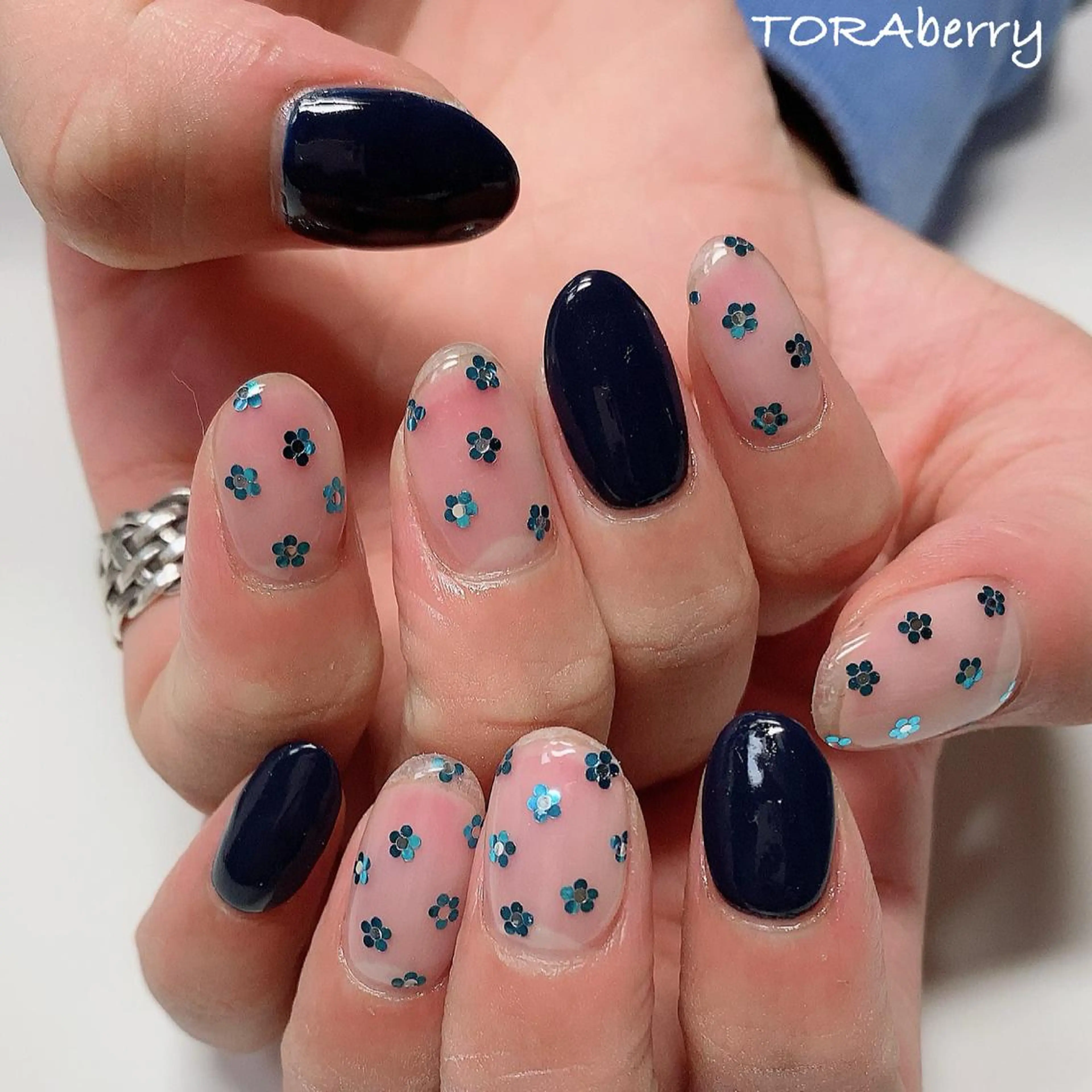 ネイル ネイビー ハンドネイル ネイリスト なつみのネイルデザイン