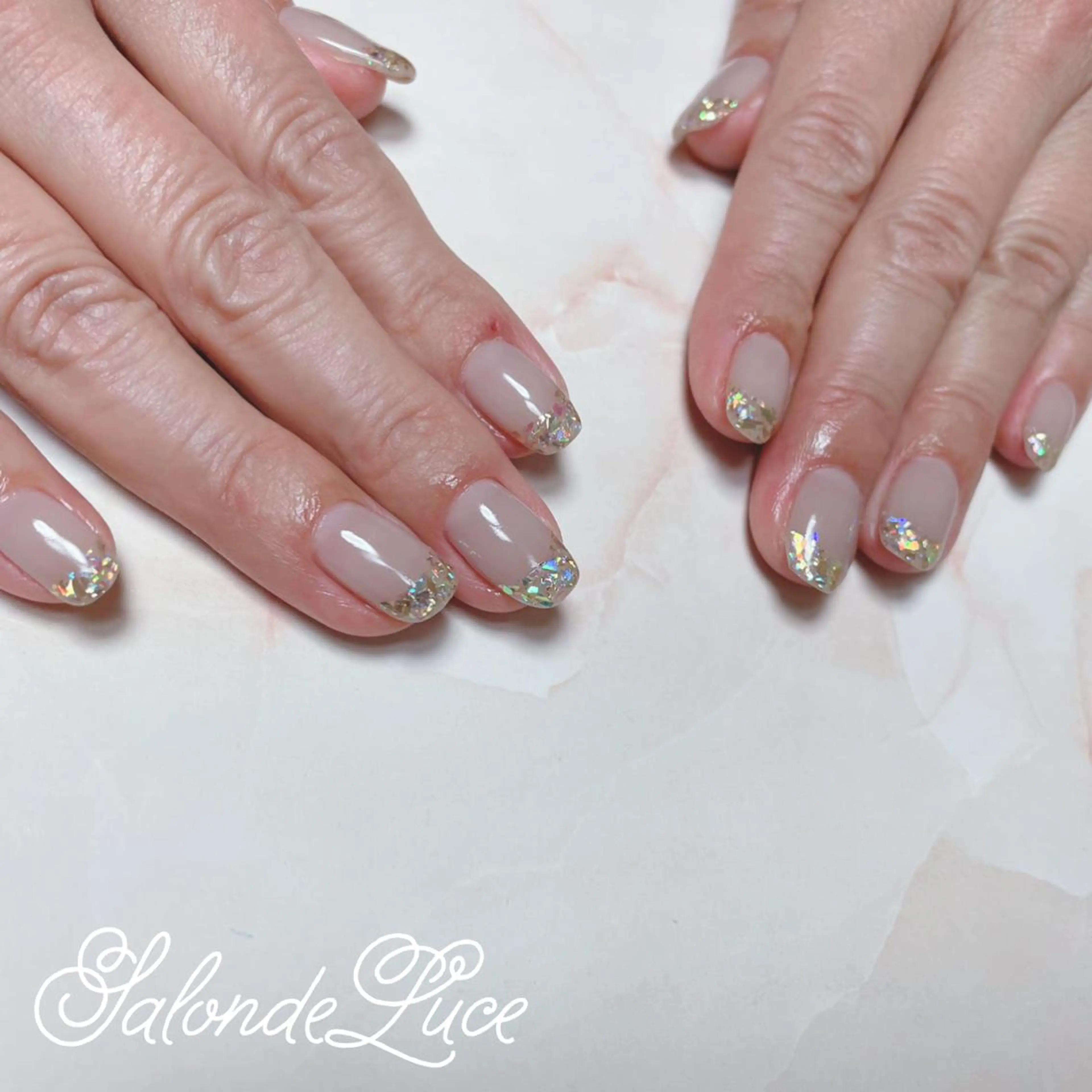 ネイル フレンチネイル キラキラネイル Salon de Luceのネイルデザイン