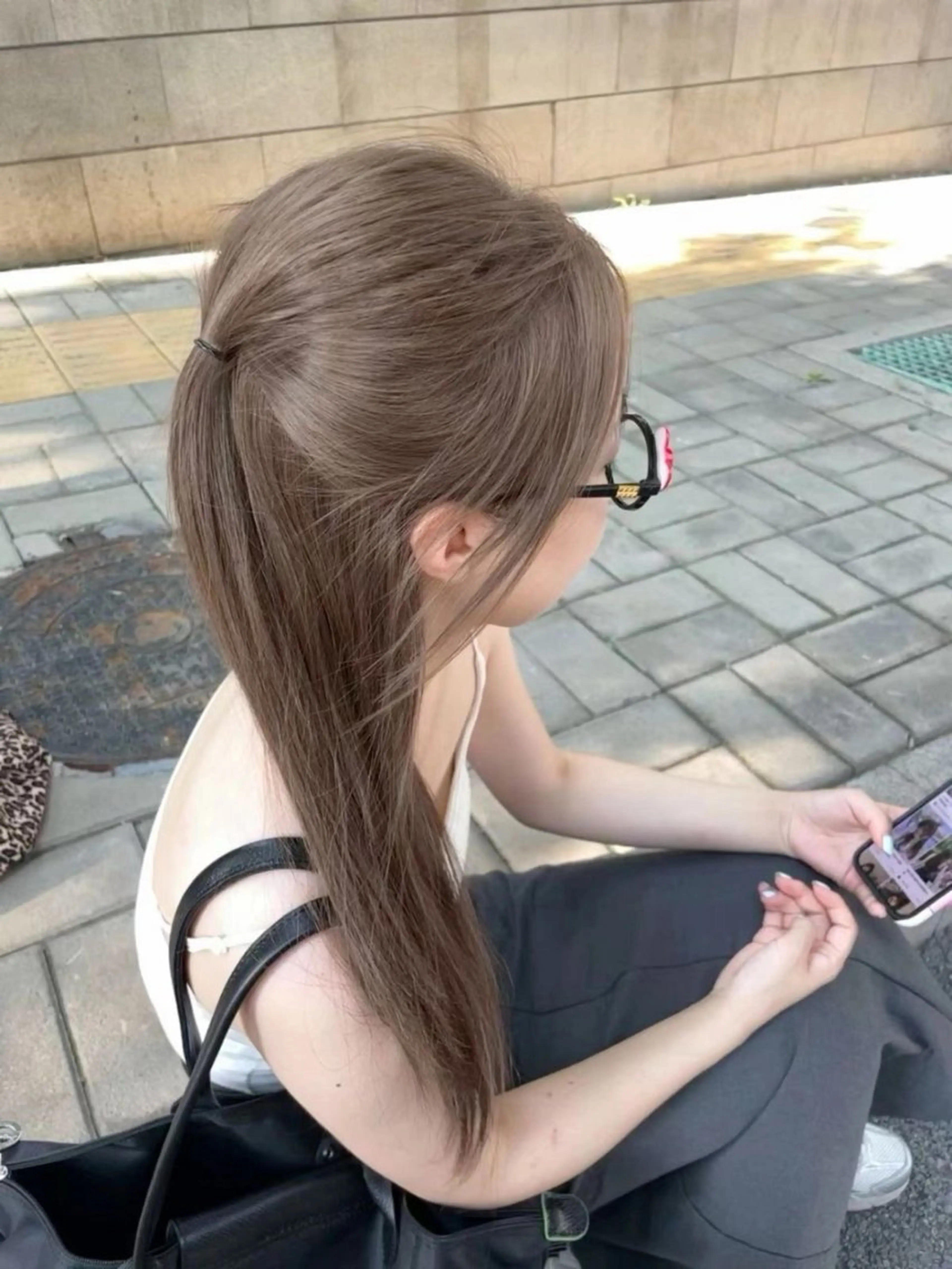 ロング カラー ベージュカラー ブリーチ 透明感カラー 服部遥斗/大阪心斎橋 /ハイトーン/カラーのヘアスタイル