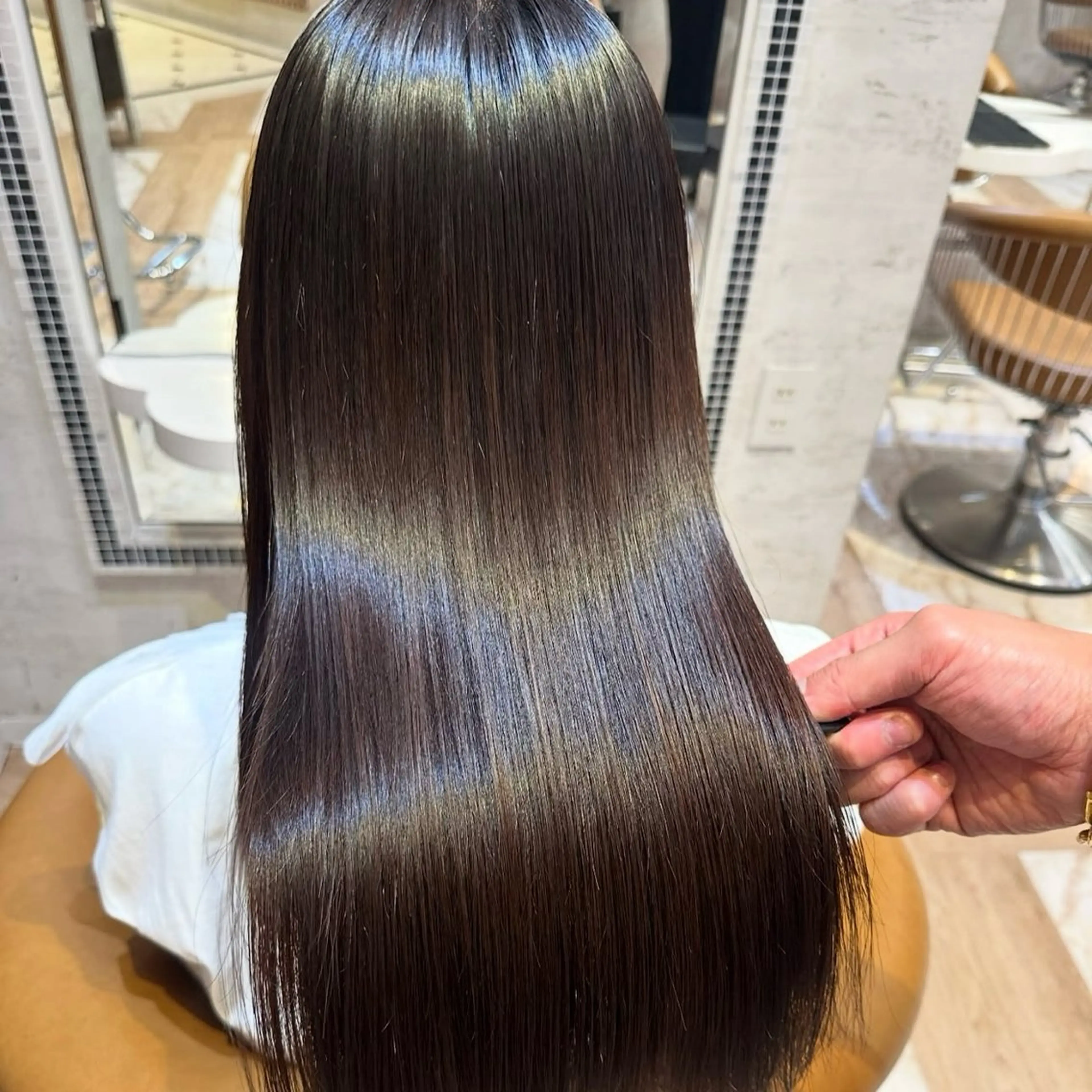 ロング パーマ 髪質改善 縮毛矯正 鈴木 太玖馬のヘアスタイル