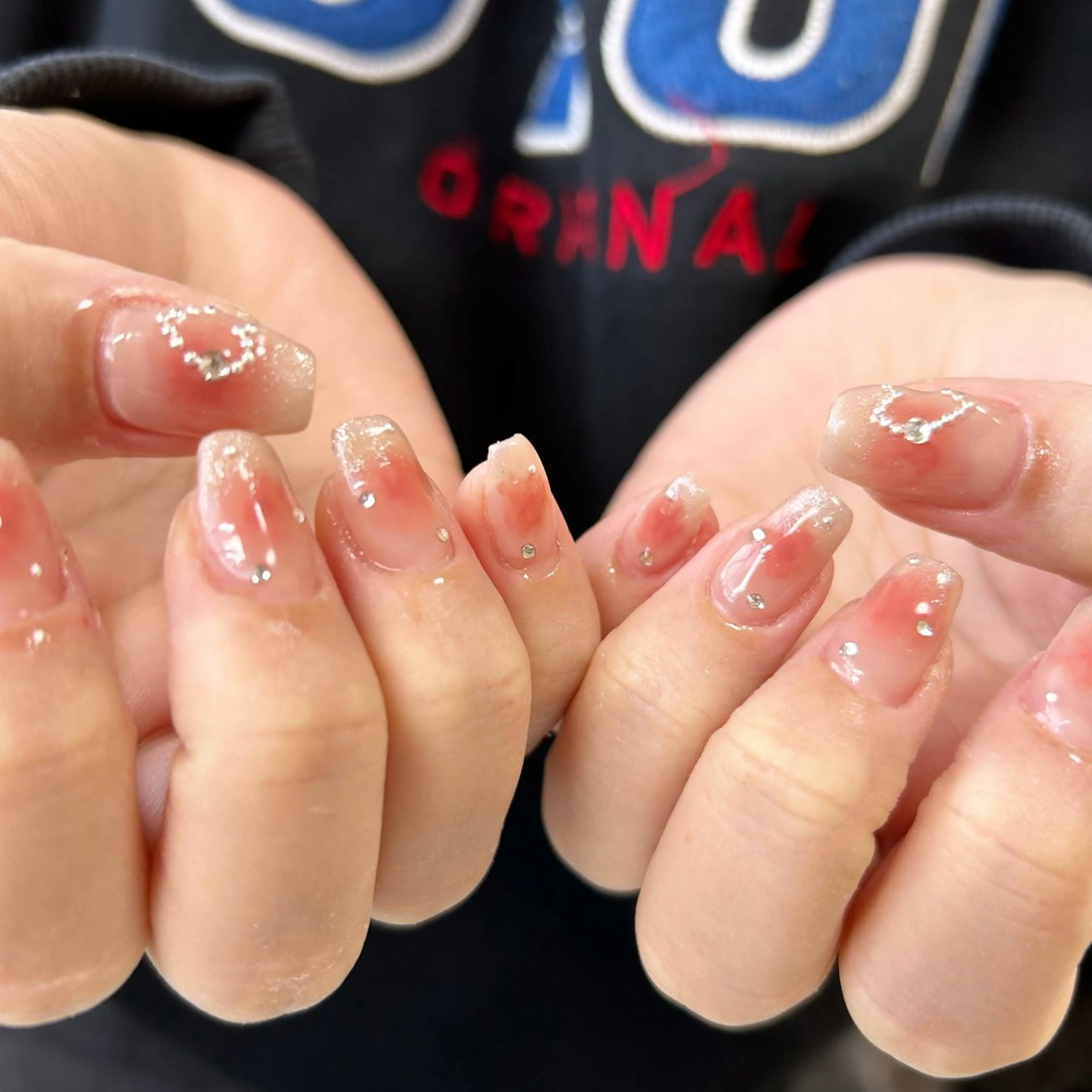 ネイル Laki nailのネイルデザイン