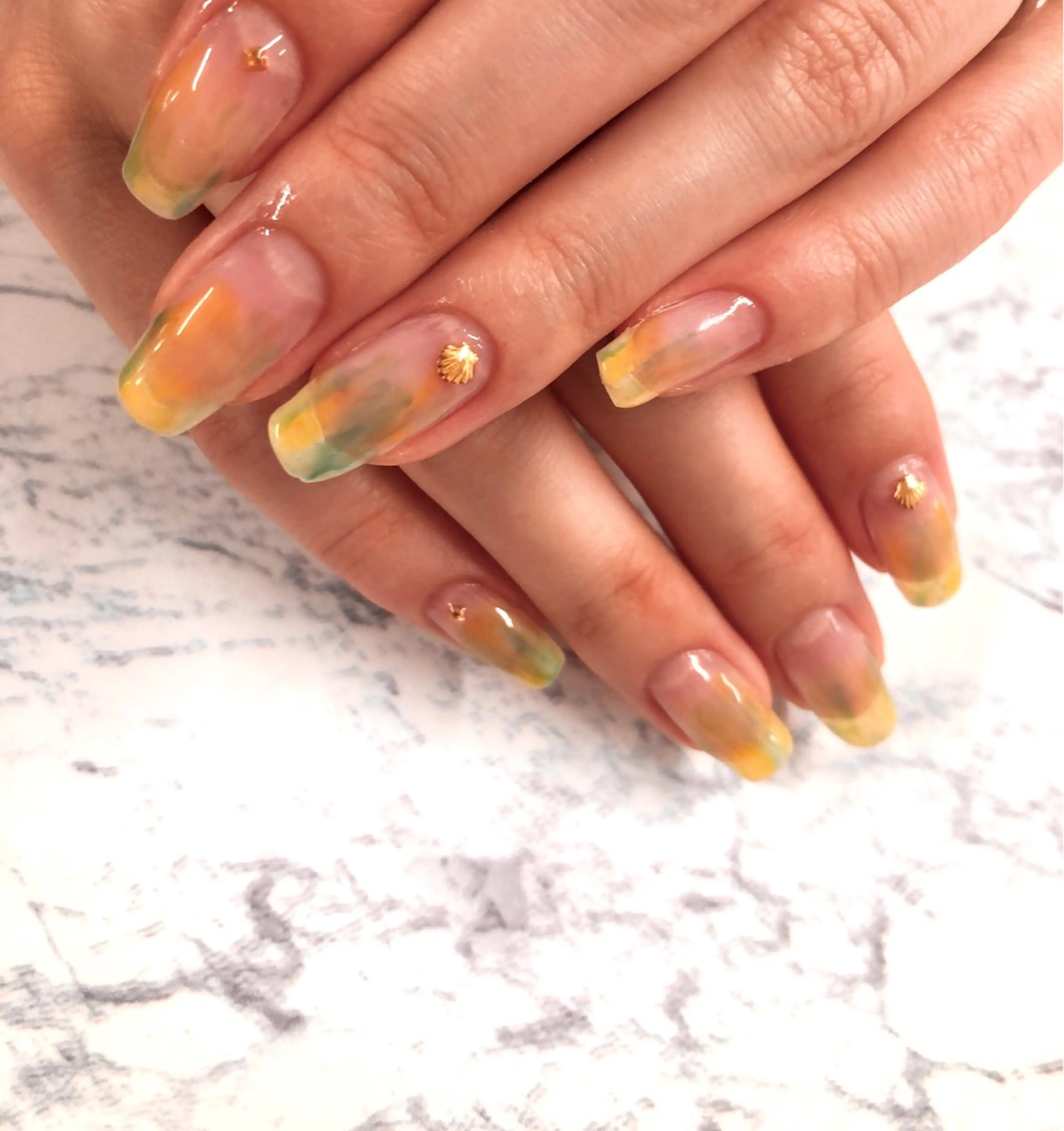 ネイル ニュアンスネイル 杉山 ネイリストのネイルデザイン