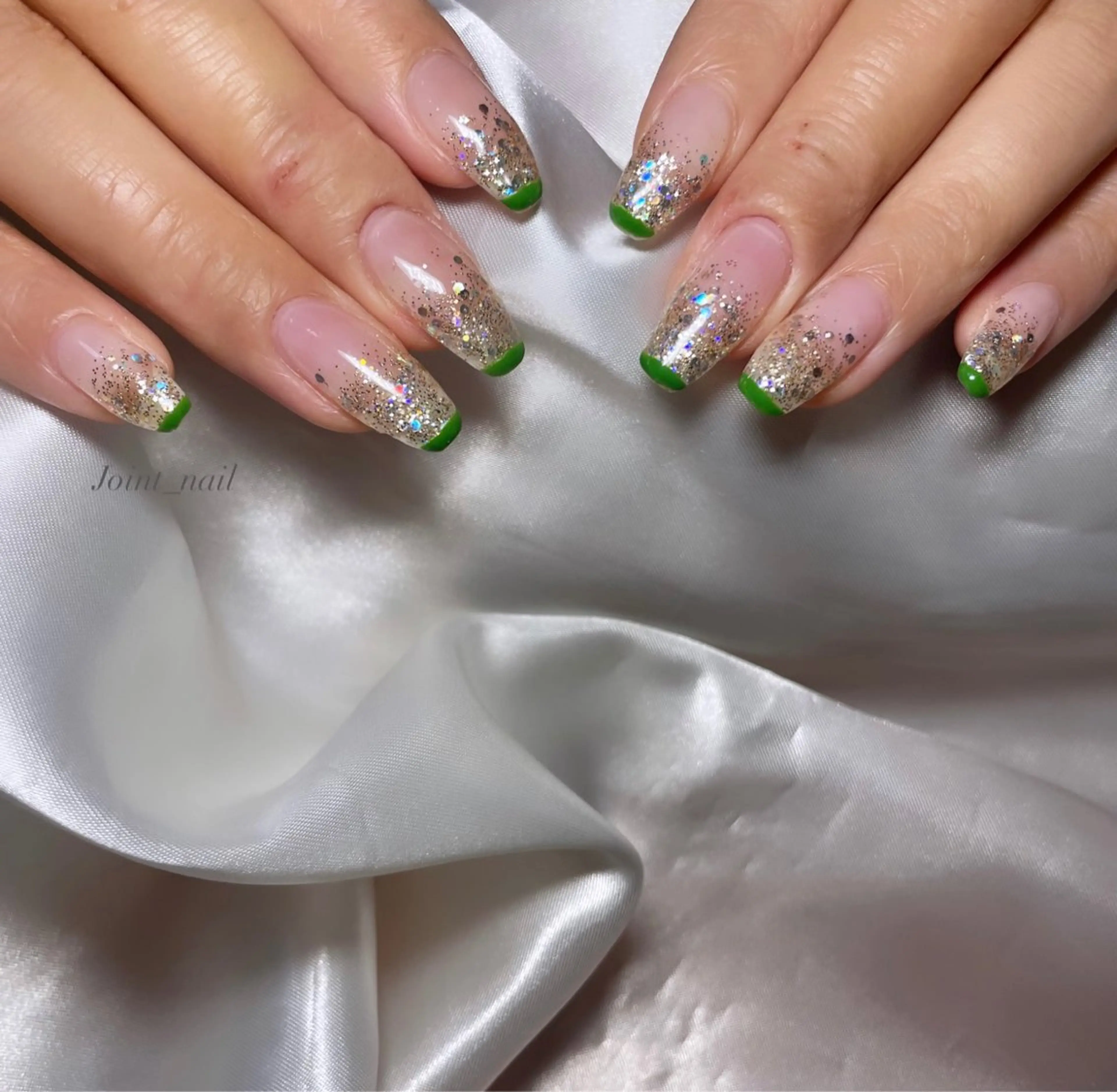 ネイル グリーン ラメ(グリッター) ラメグラデーション ハンドネイル Joint_ nailのネイルデザイン