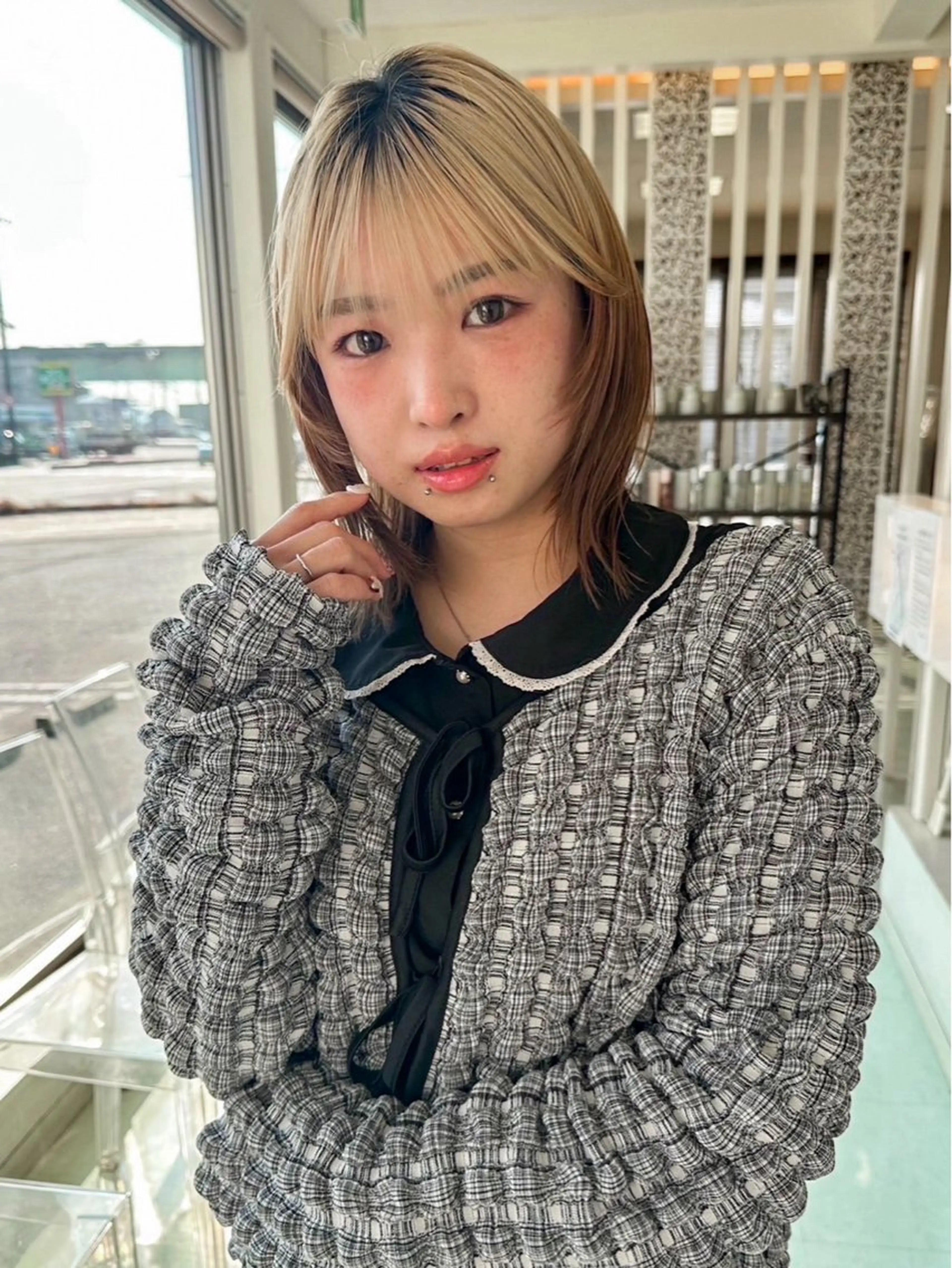 ミディアム カラー インナーカラー balance.三宅 星哉のヘアスタイル