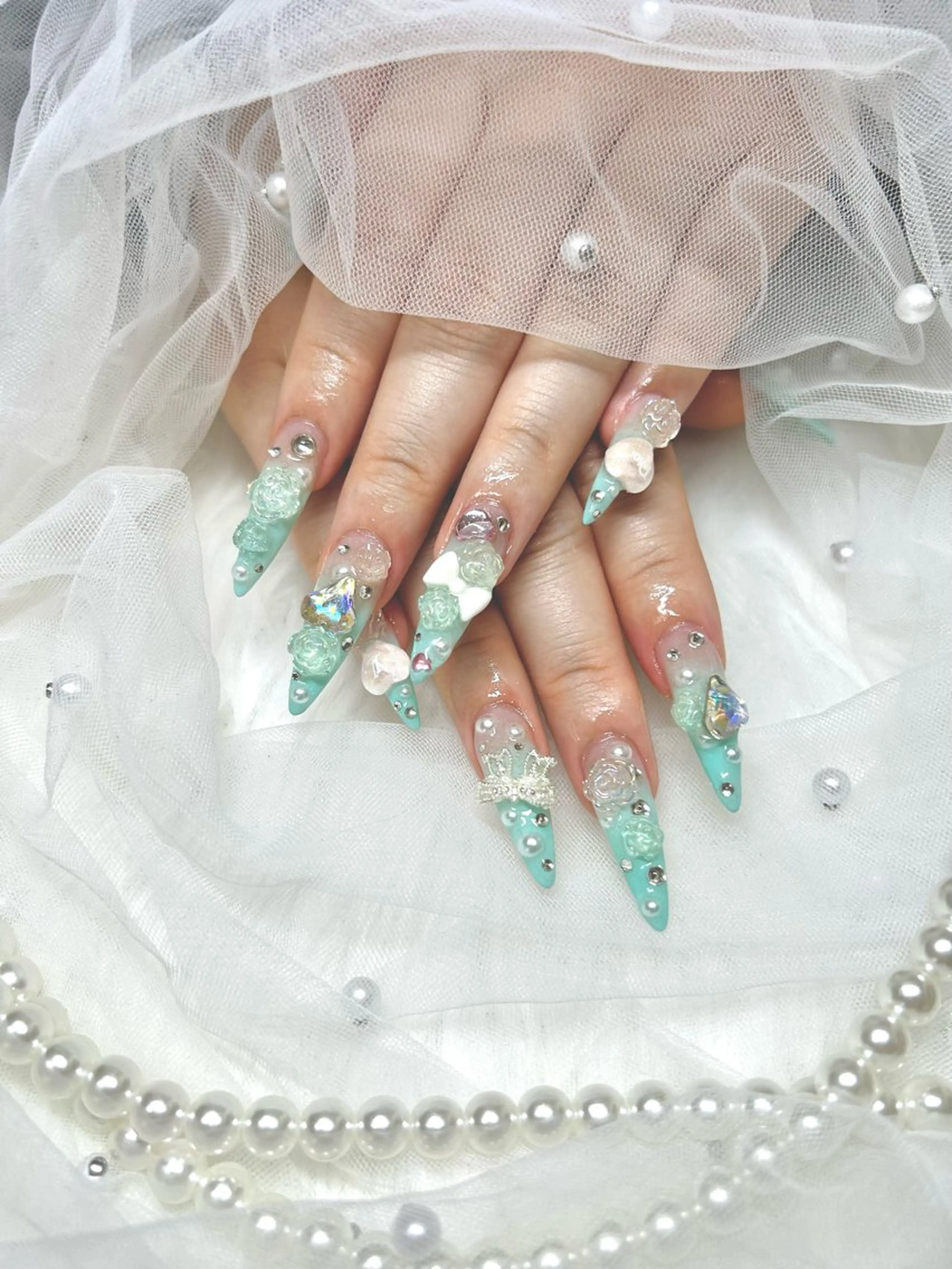 ネイル ハンドネイル 【Laule‘a 】のネイルデザイン