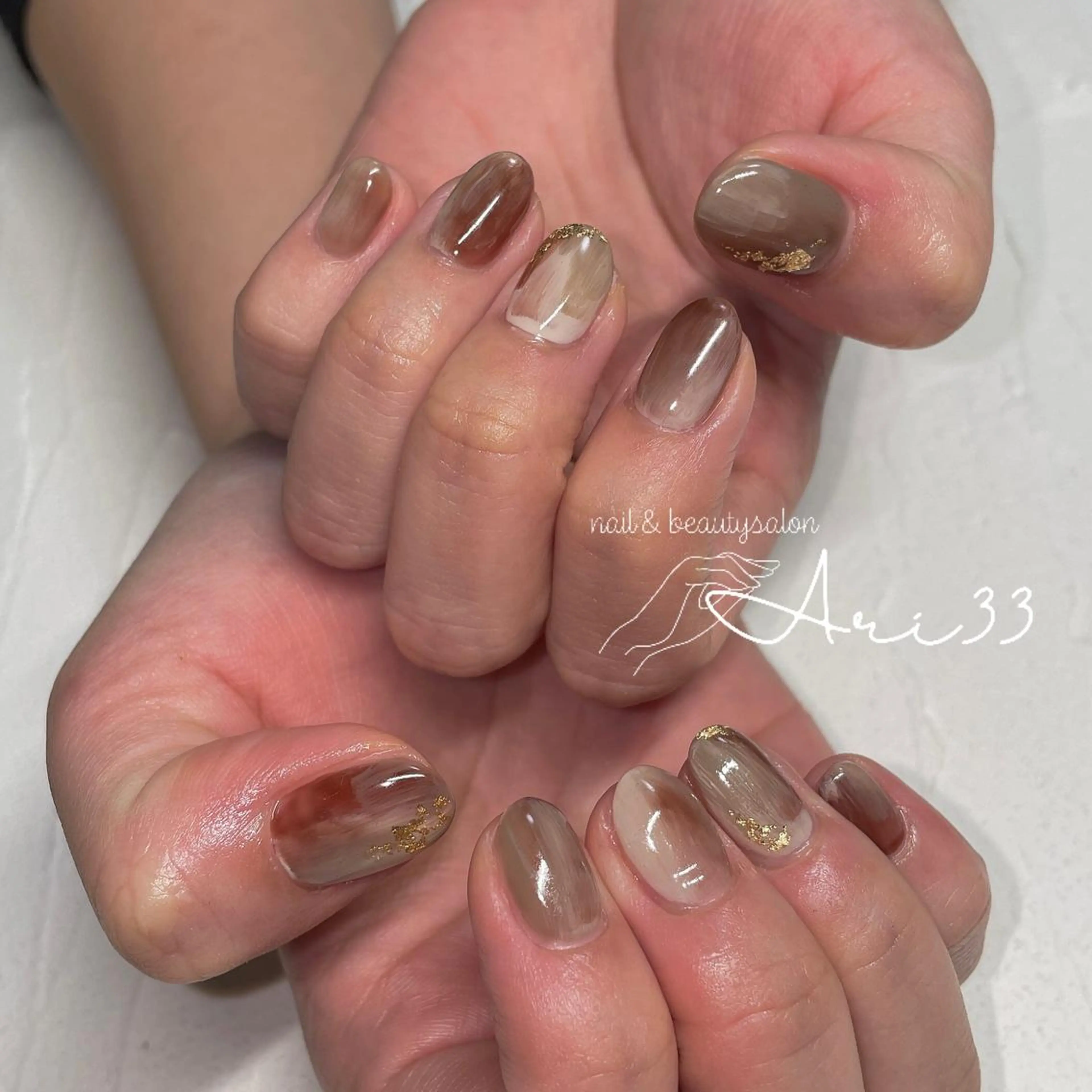 ネイル ミラーネイル ニュアンスネイル ハンドネイル プライベートサロン Ari33nailのネイルデザイン