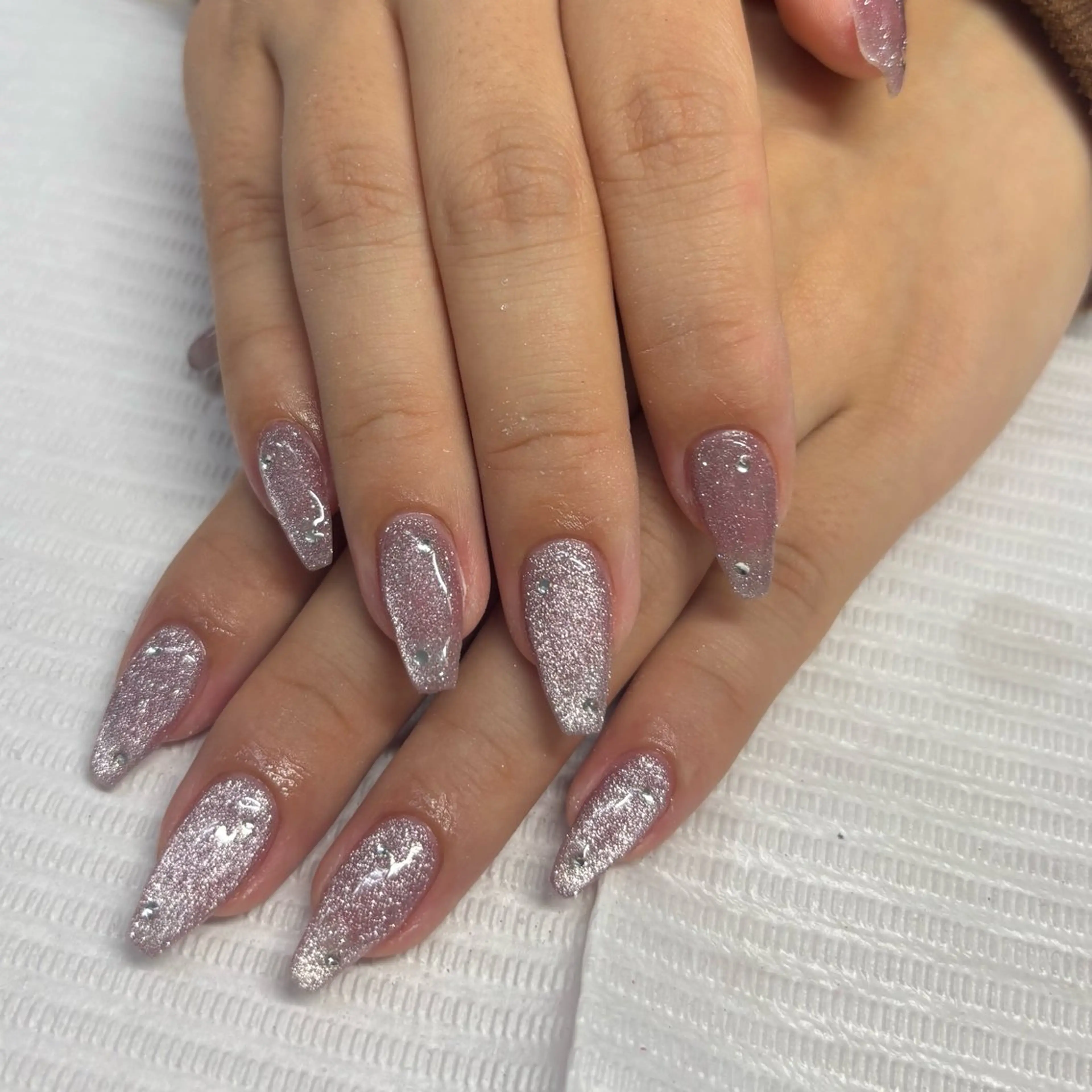 ネイル フラッシュネイル マグネットネイル ACADEMY SALON hush hush by TRU  新宿南口店所属・さの ももこのネイルデザイン