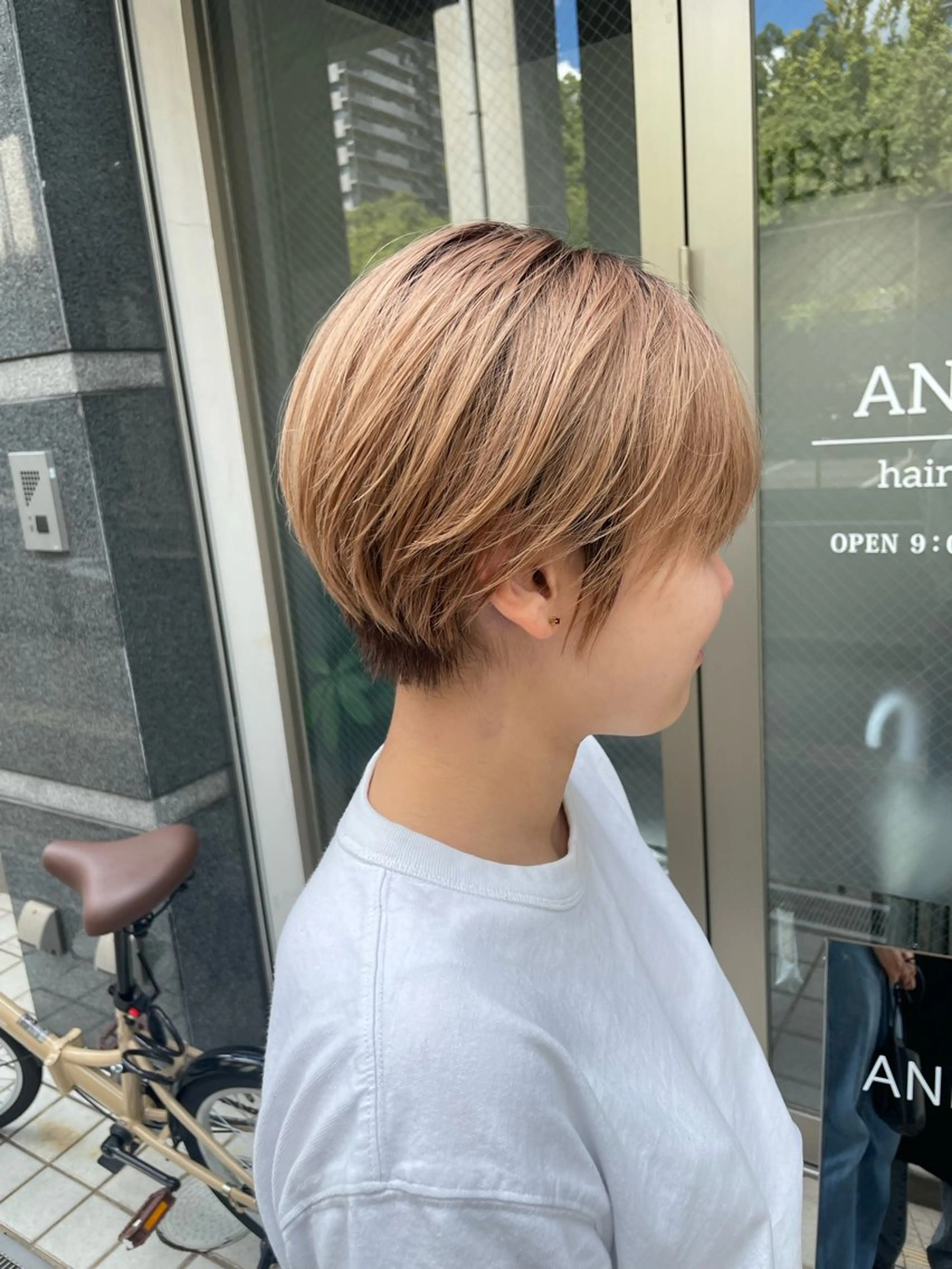 ショート Sherry大国町所属・髪質改善×縮毛矯正 ×艶カラーNAOのヘアスタイル