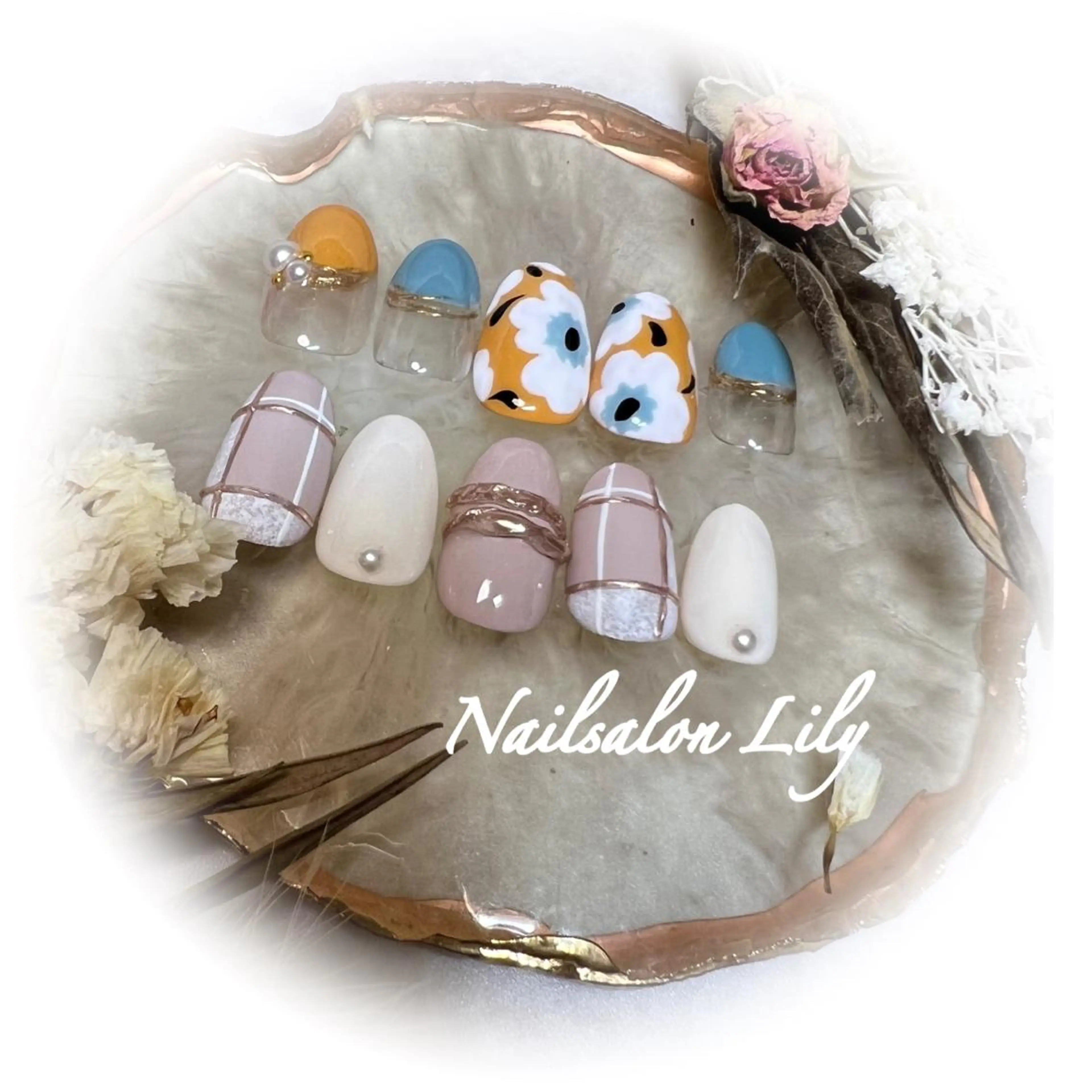 ネイル Nailsalon Lilyのネイルデザイン