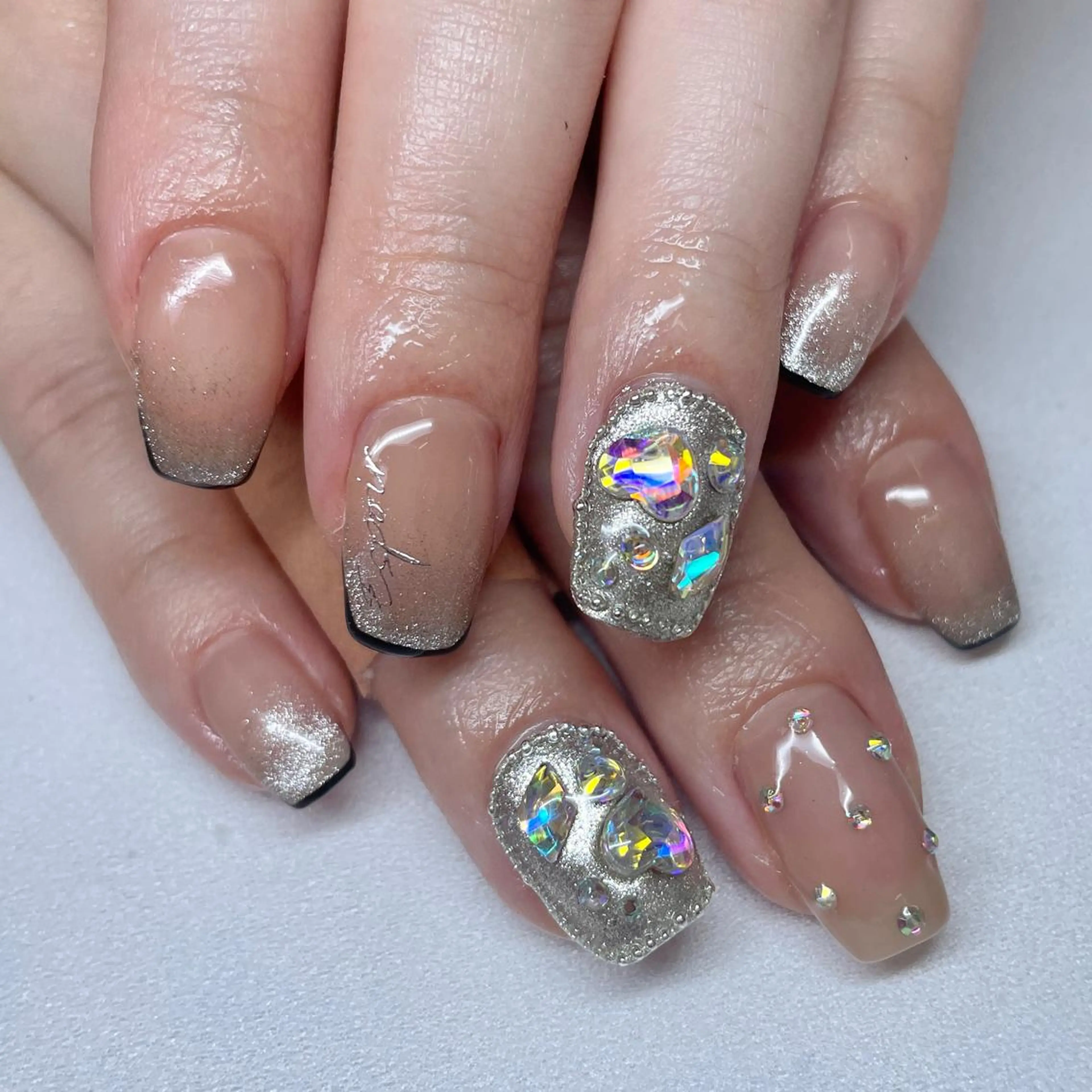 ネイル nail Eclat所属・志賀野 美喜のネイルデザイン