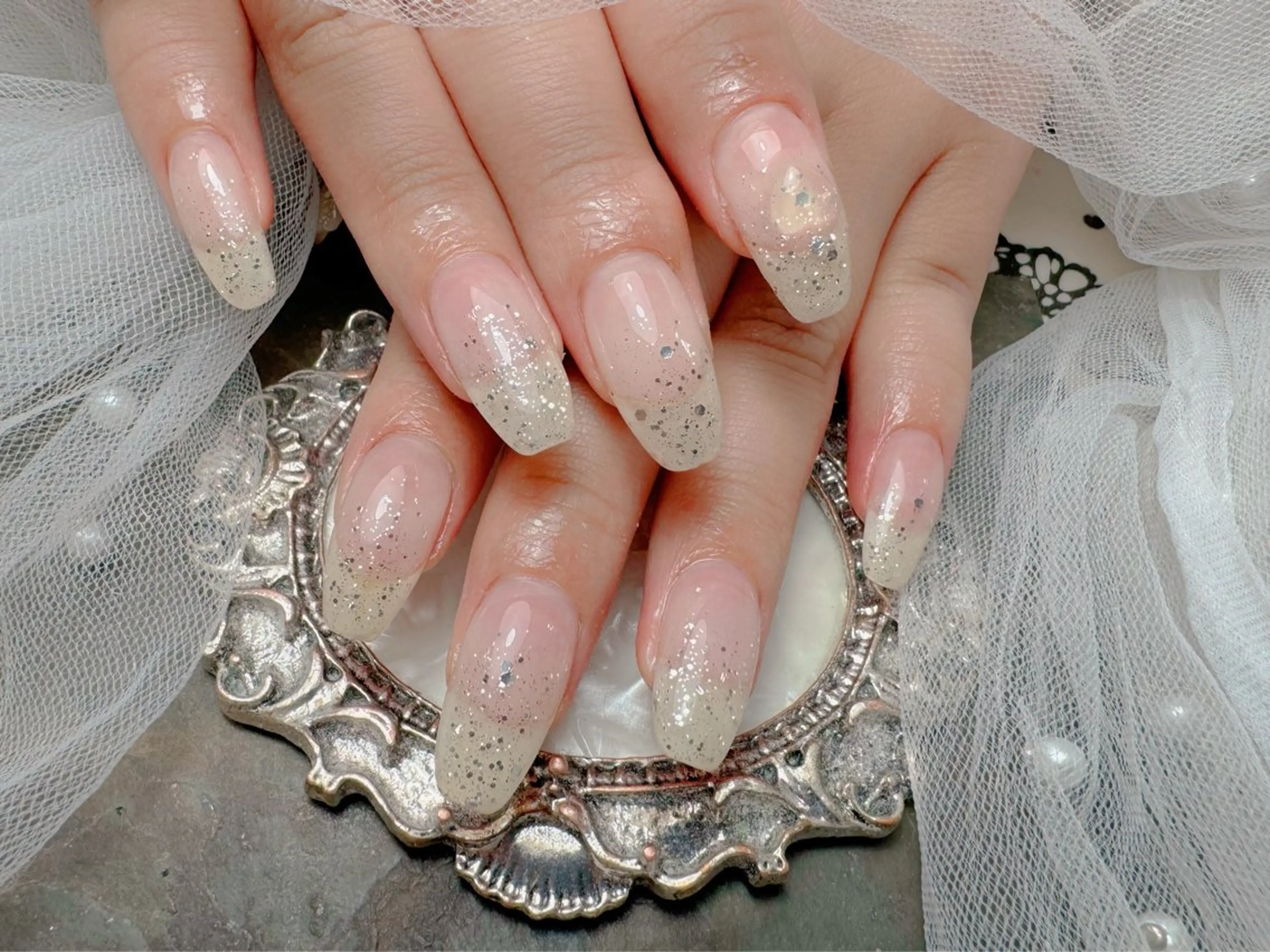 ネイル ハンドネイル マジックミラー所属・マジック ミラーのネイルデザイン