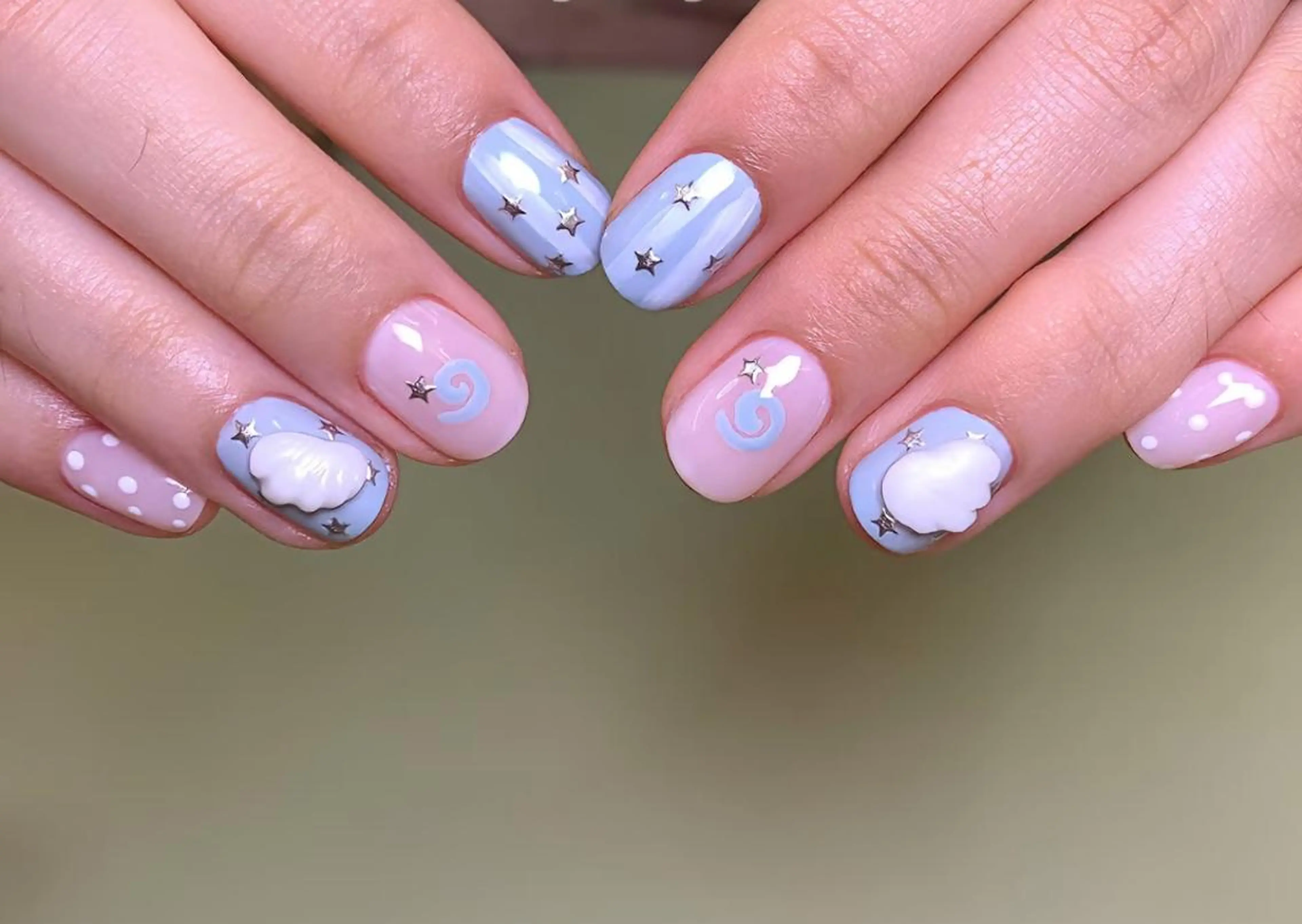 ネイル ハンドネイル 🎀 NaNa_nailのネイルデザイン