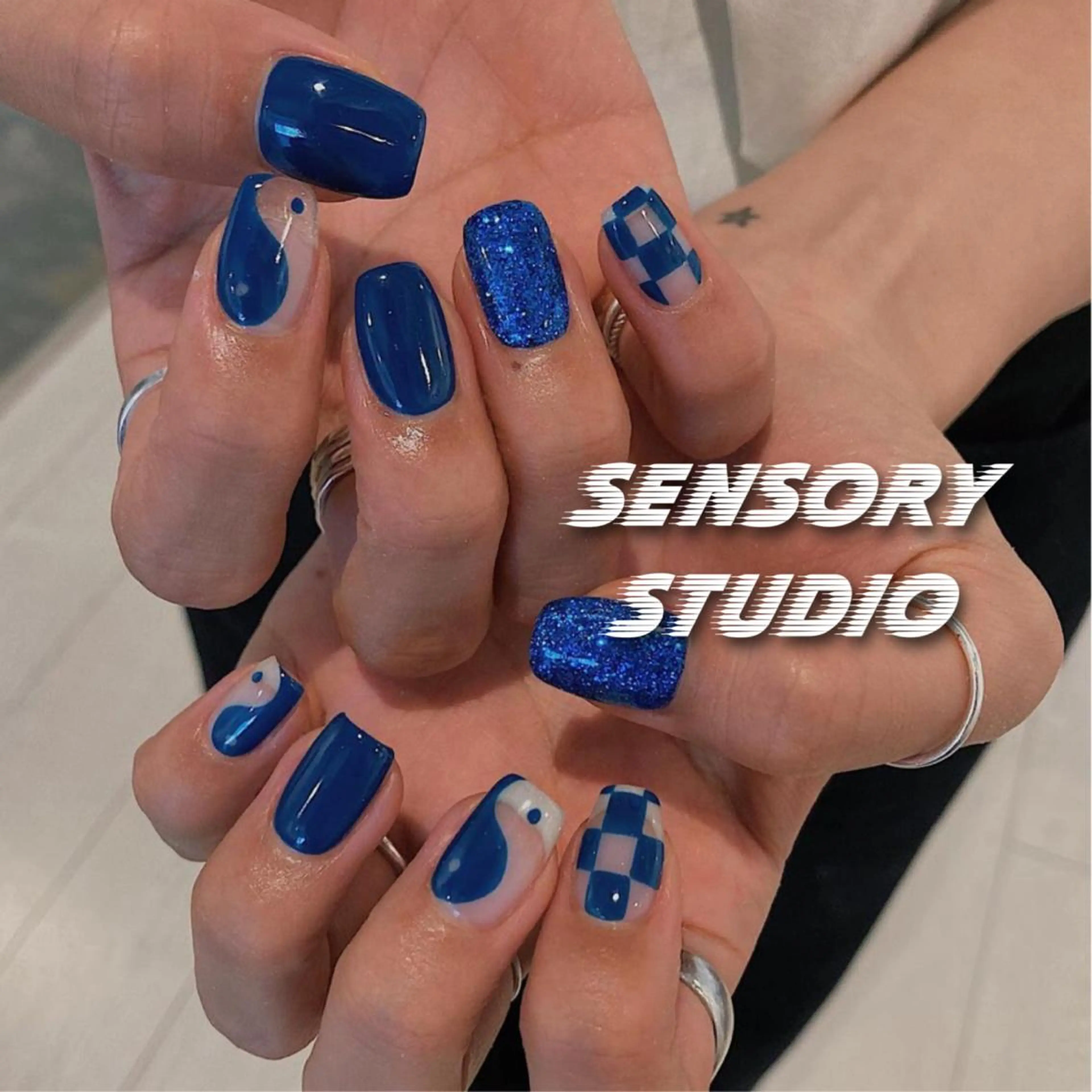 ネイル ジョ ジョのネイルデザイン