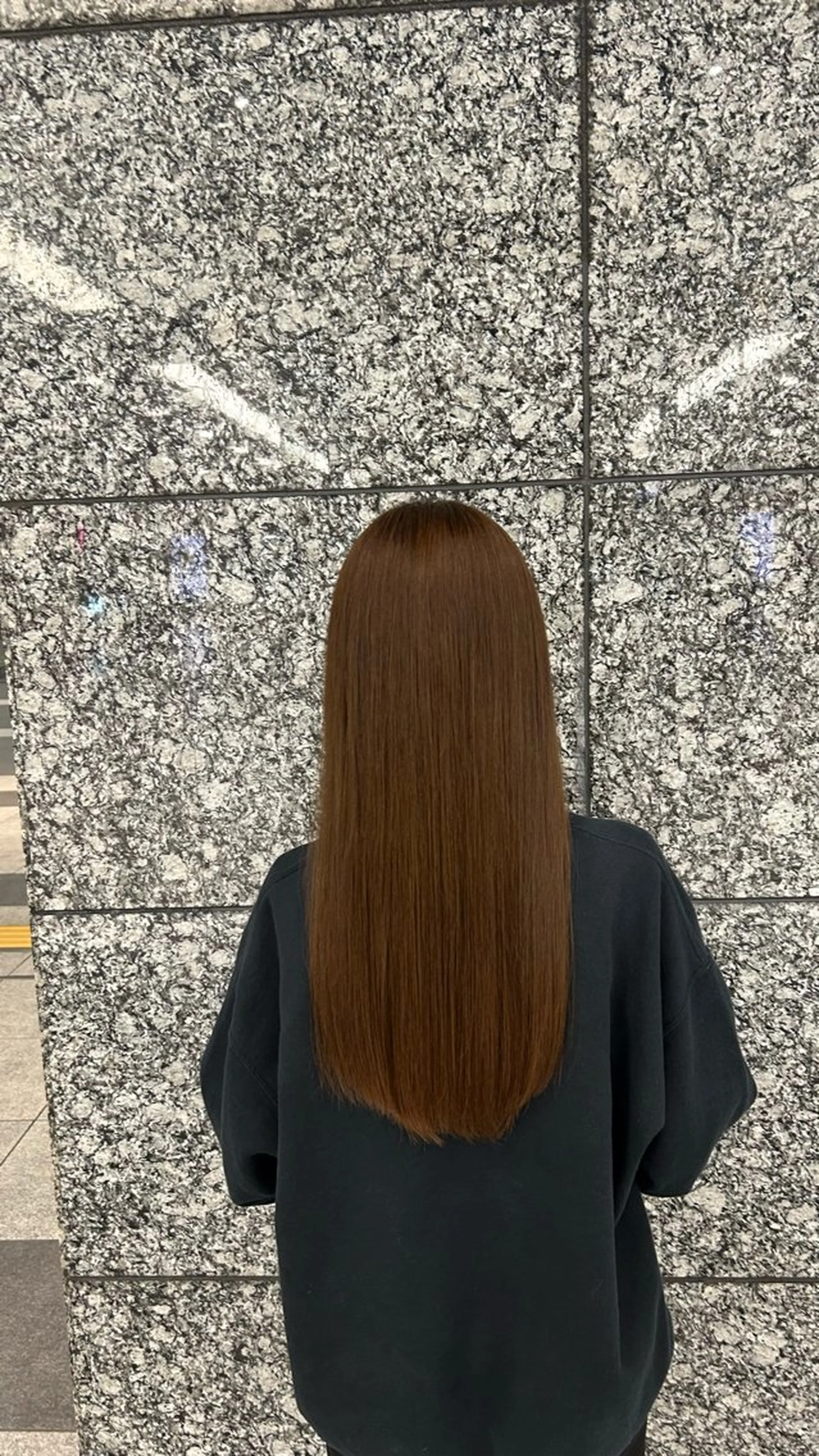 ロング 縮毛矯正 髪質改善／艶髪／ タカハシ セリナのヘアスタイル