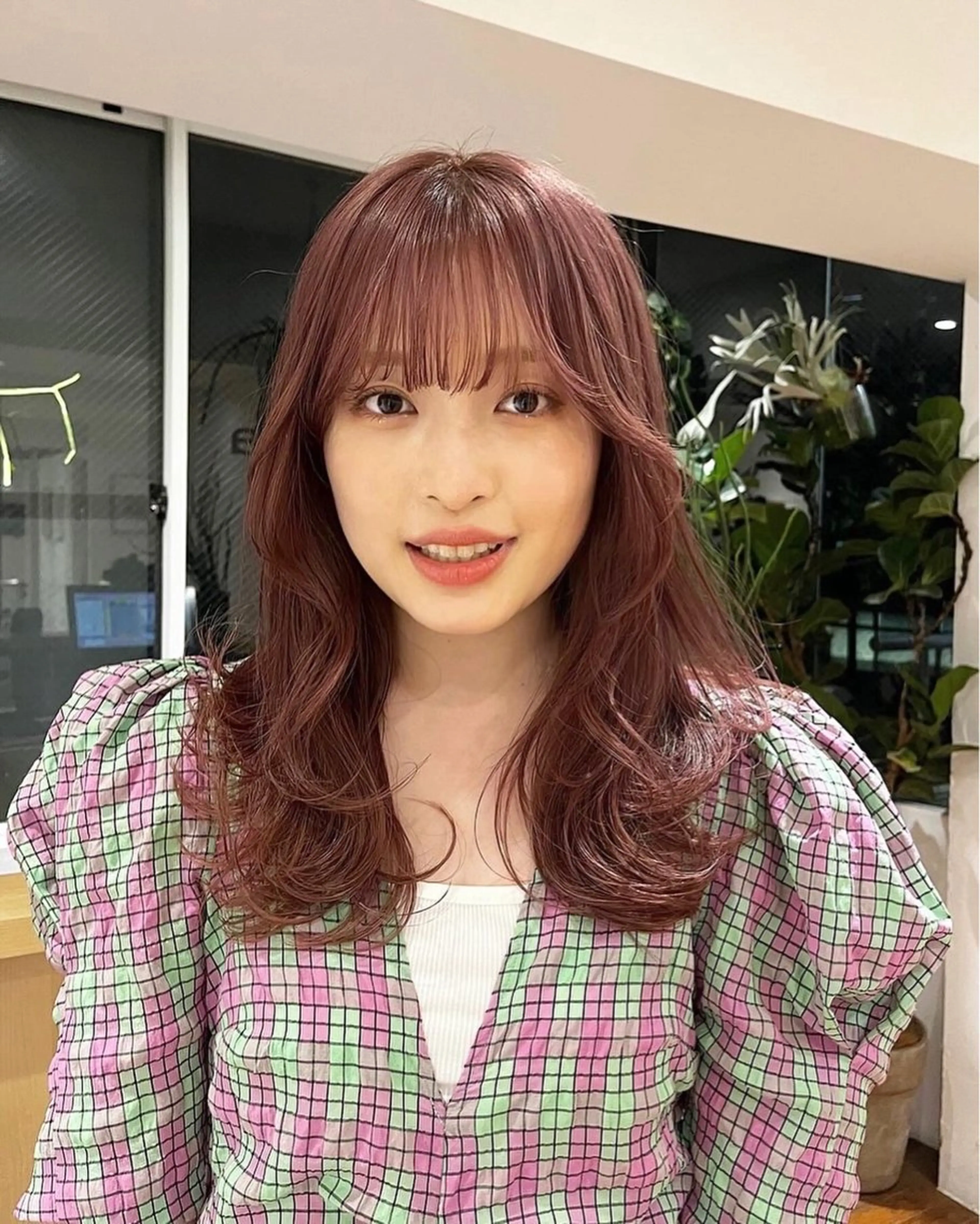 ミディアム カラー カット ヘアカラー トリートメント オリーブ/縮毛♡ Natsuno🩰のヘアスタイル