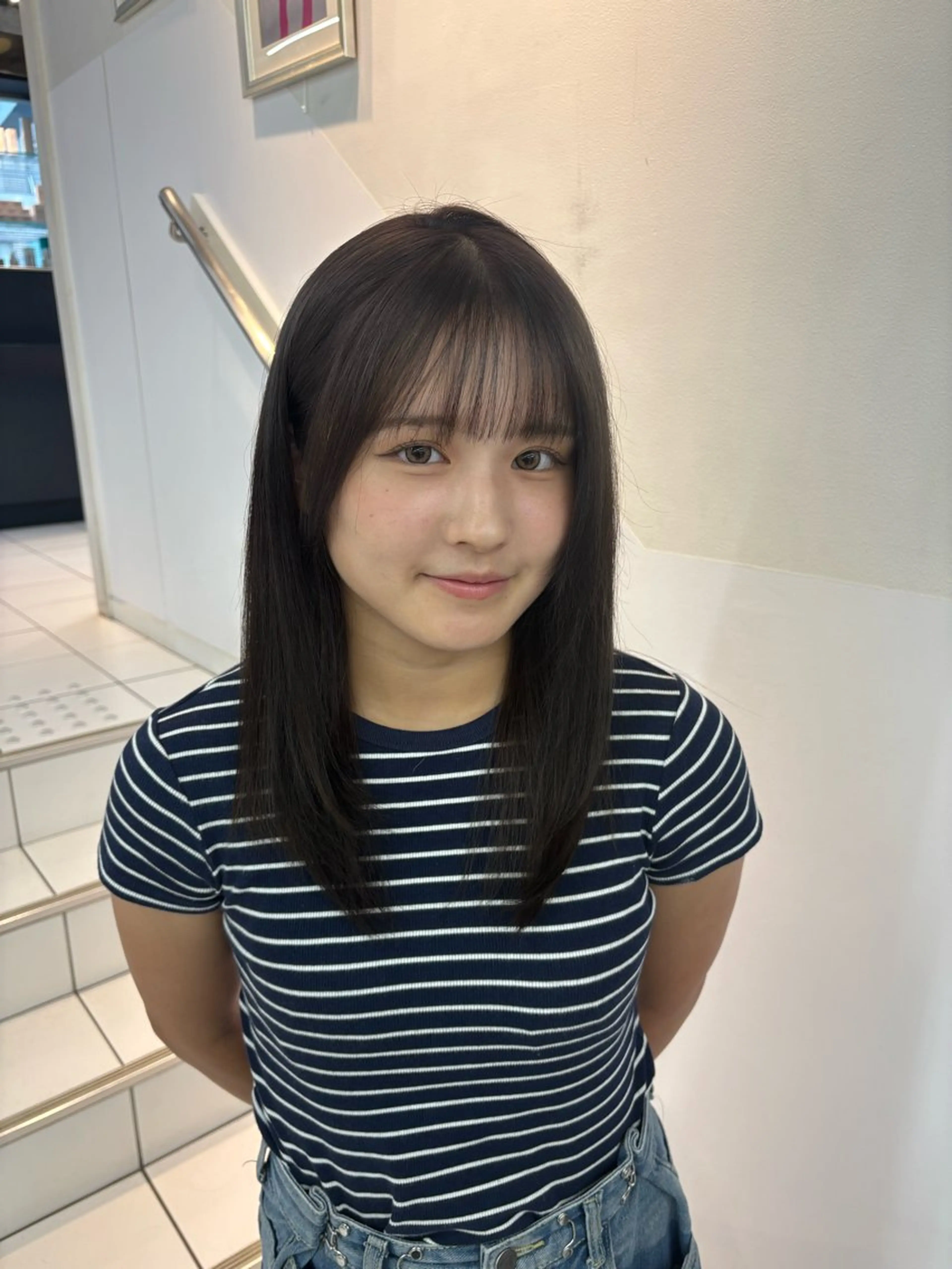 ミディアム 【レイヤーカット】 キサヌキミワのヘアスタイル