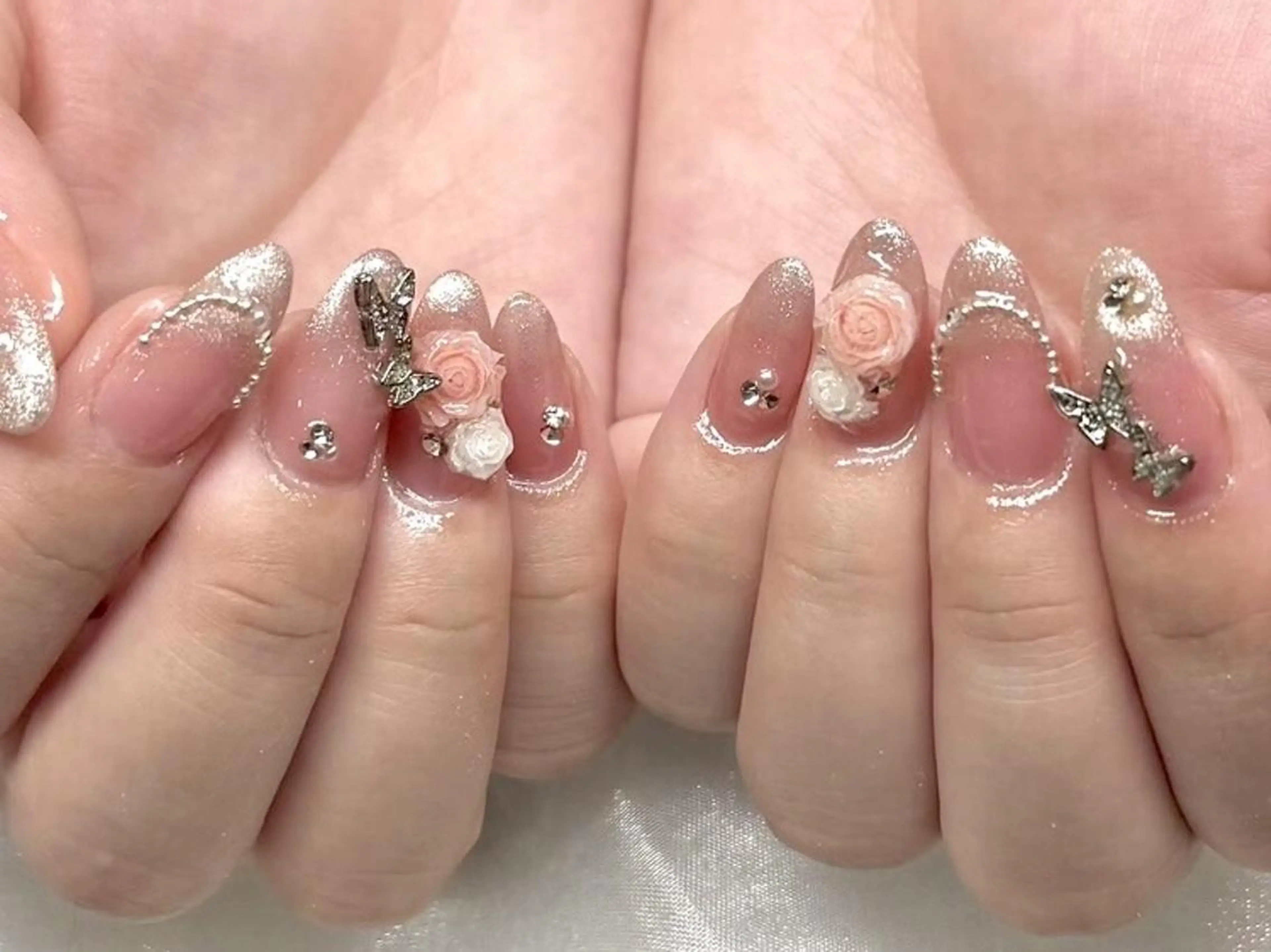 ネイル Nini Nail Salonのネイルデザイン