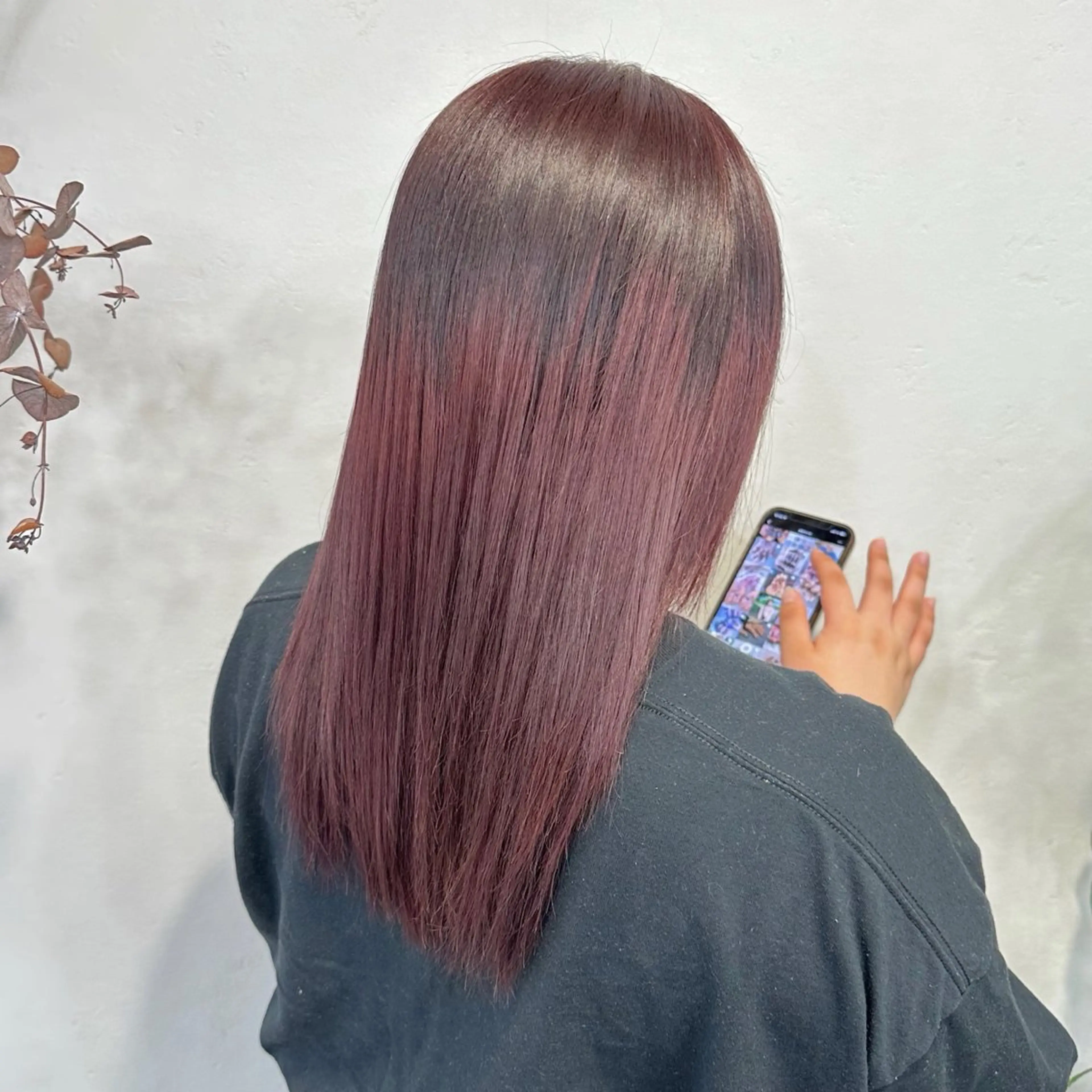 セミロング カット ヘアカラー トリートメント ピンク・ラベンダー 艶カラー🍁かえでのヘアスタイル