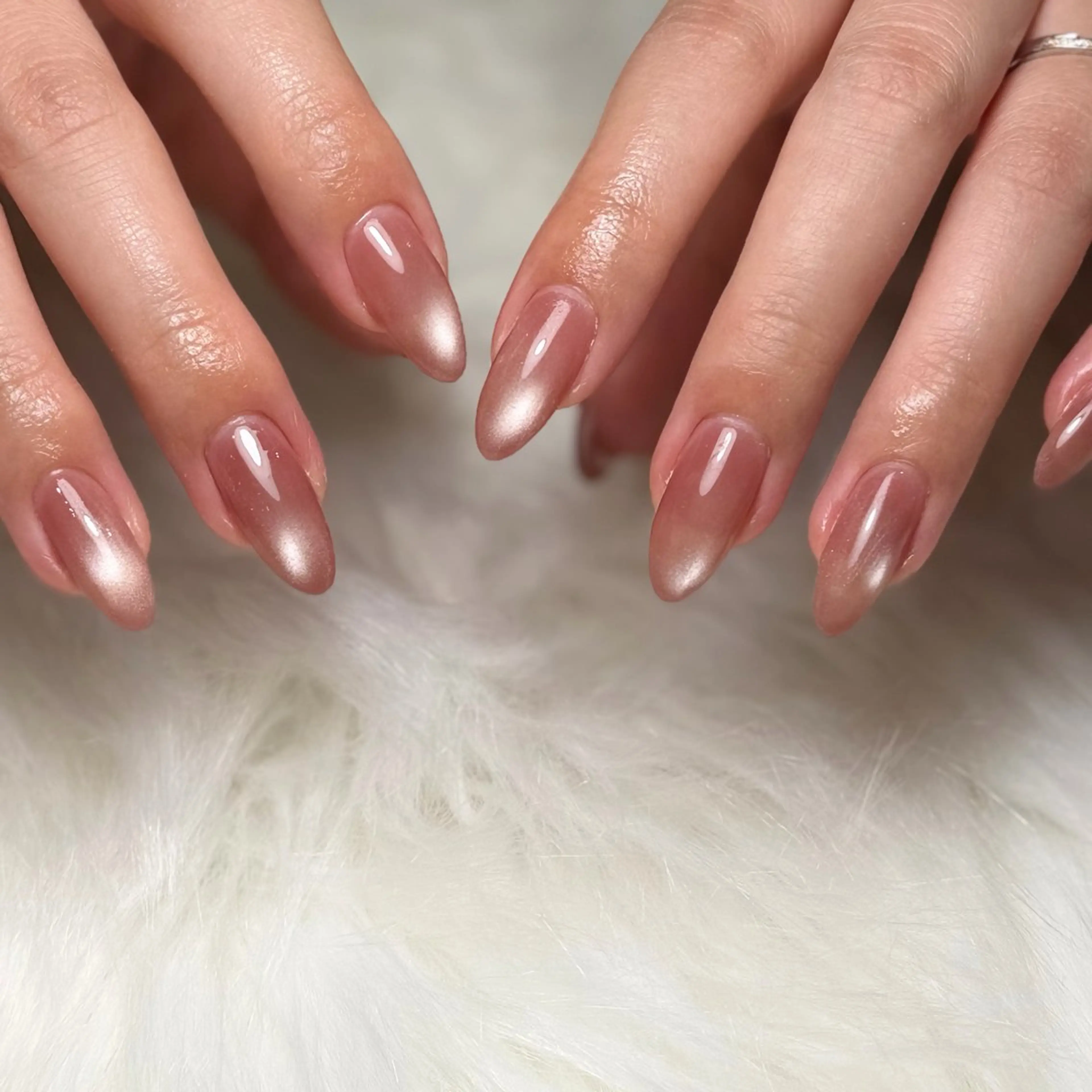 ネイル 韓国ネイル マグネットネイル シンプルネイル ワンホンネイル ハンドネイル Beautiful Me 牛久店所属・Kudo Izumiのネイルデザイン